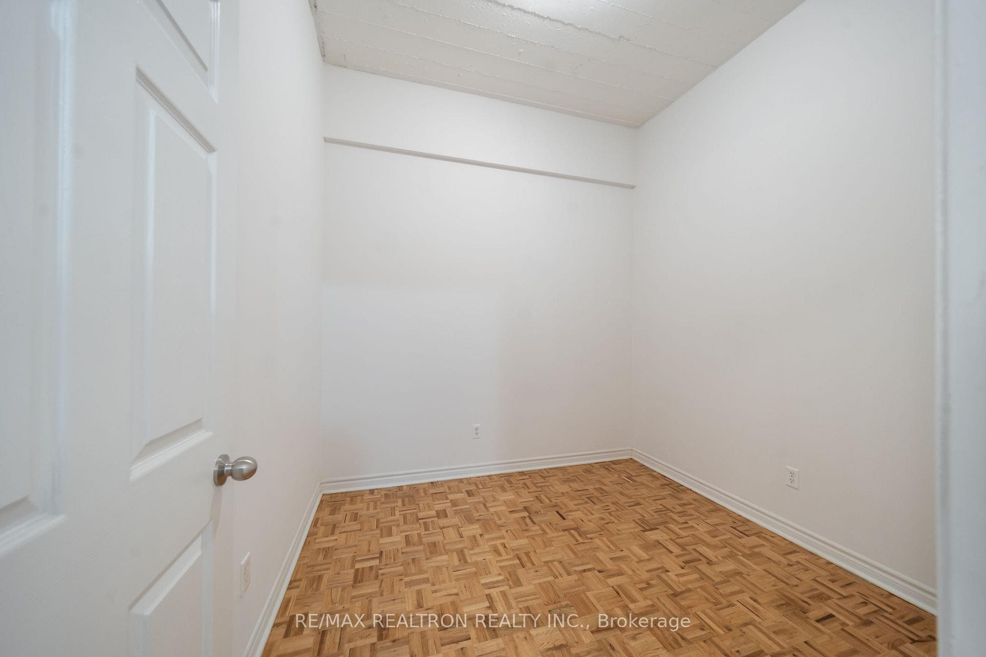 1401 Dupont Street Unit 414 photo 6