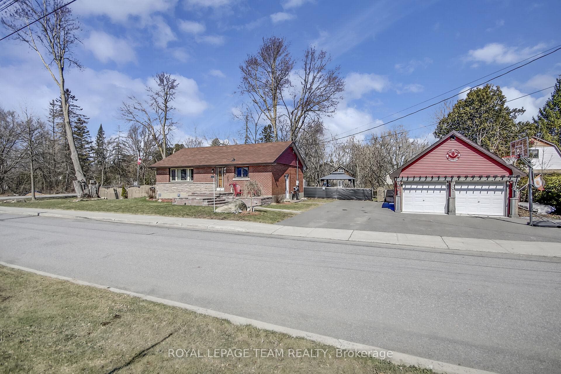 8187 Lloyd Graham Avenue photo 1