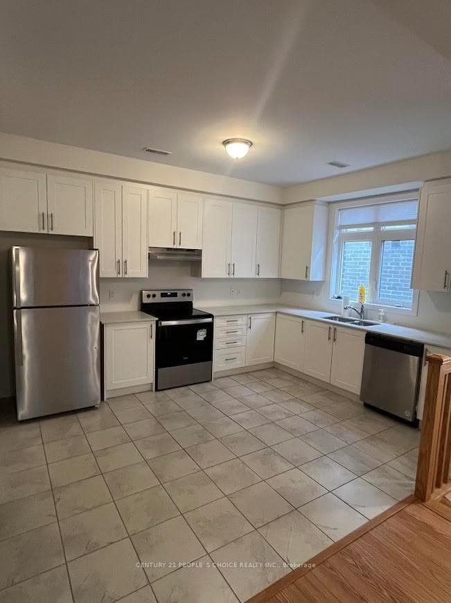 1550 Hilson Heights photo 6