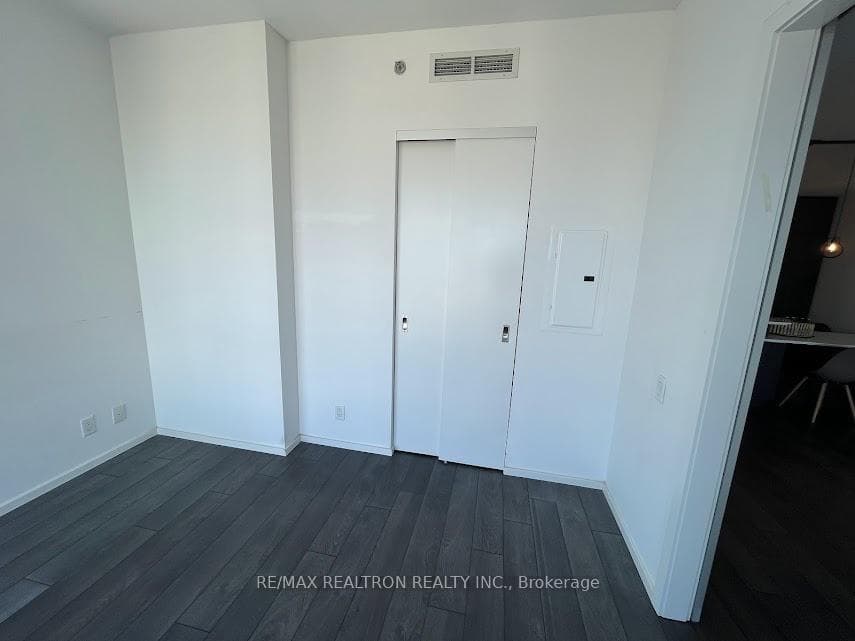 5 St Joseph Avenue Unit 3101 photo 4