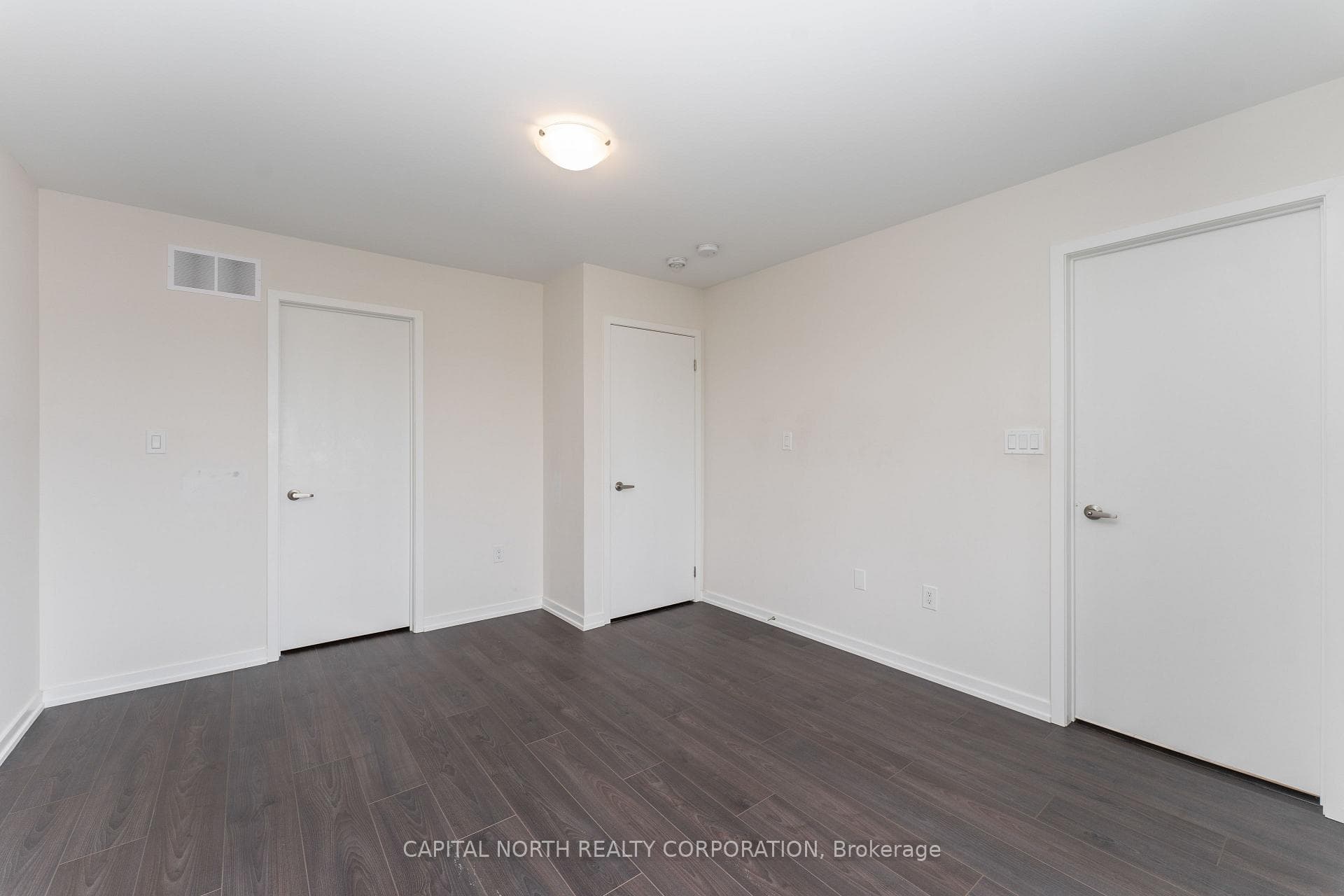 55 Lambert Lane photo 24