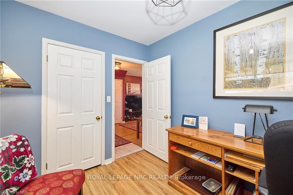 6695 Randy Drive photo 10