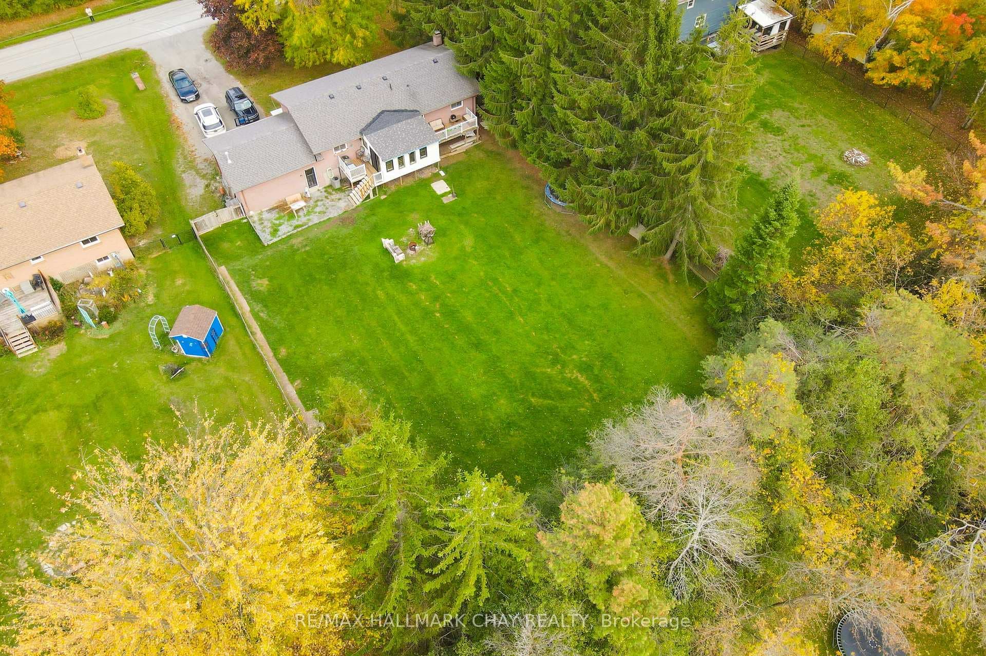 20 Howard Avenue photo 43