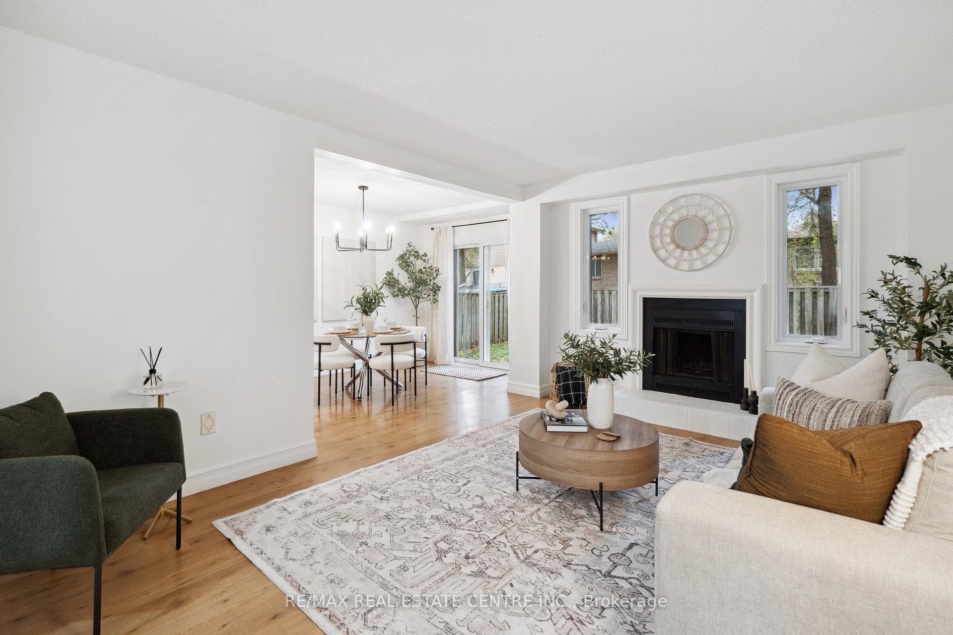 2 Blossom Avenue photo 7