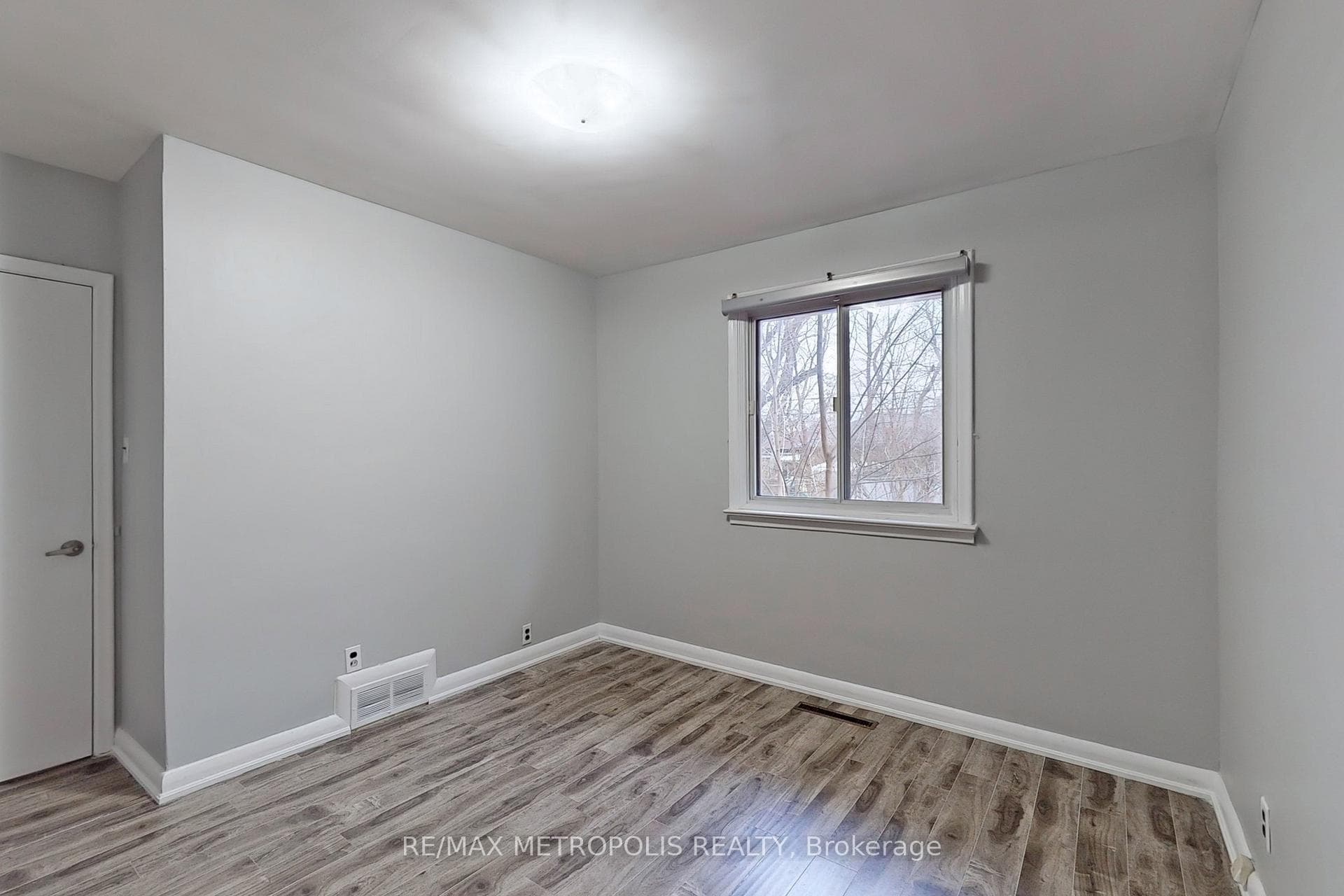 21 Mackinac Crescent Unit Main photo 25