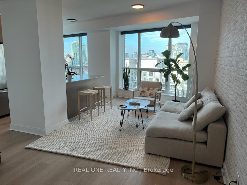 38 The Esplanade N/A Unit 1407 photo 1