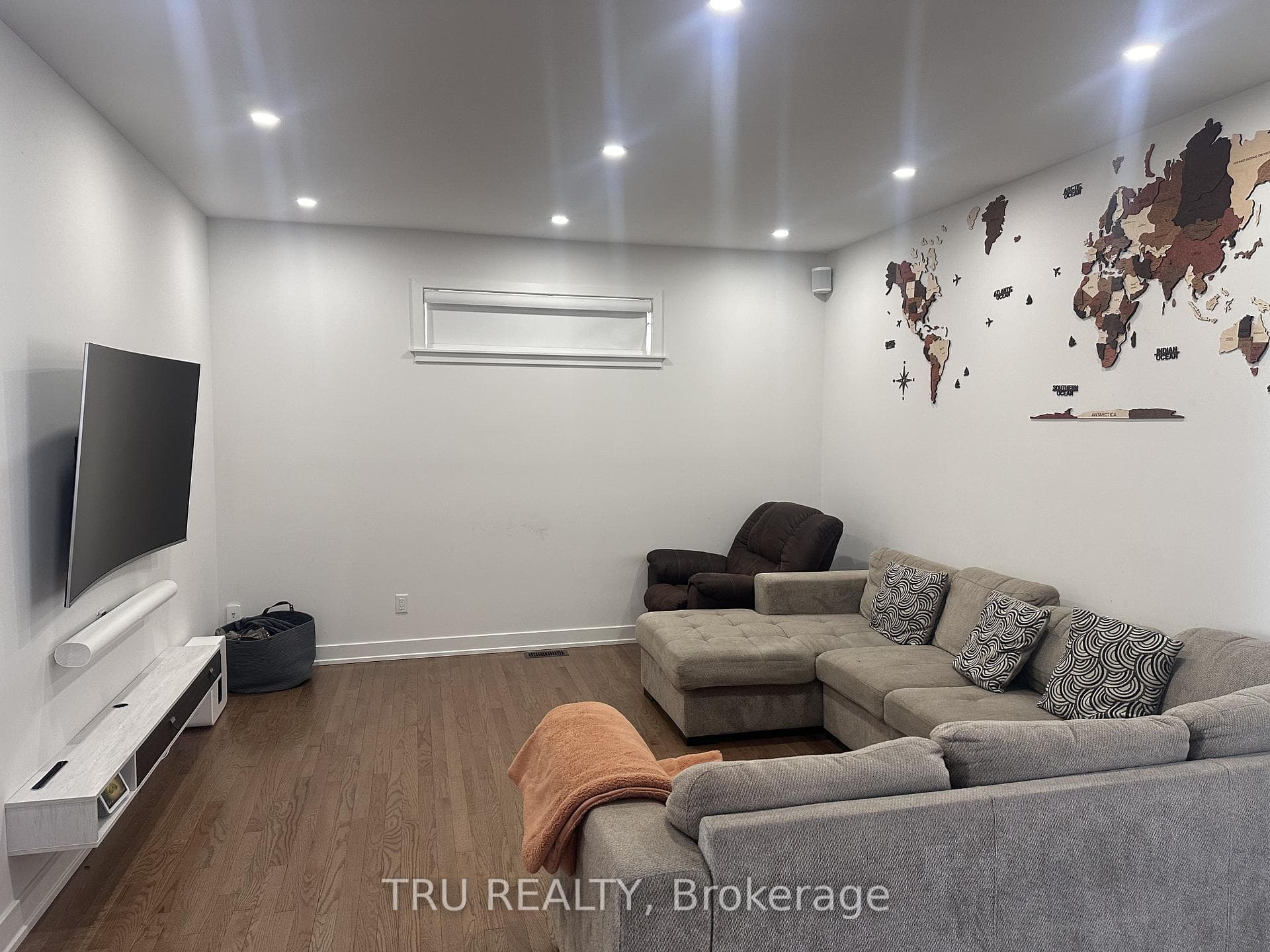 711 Cope Drive photo 13