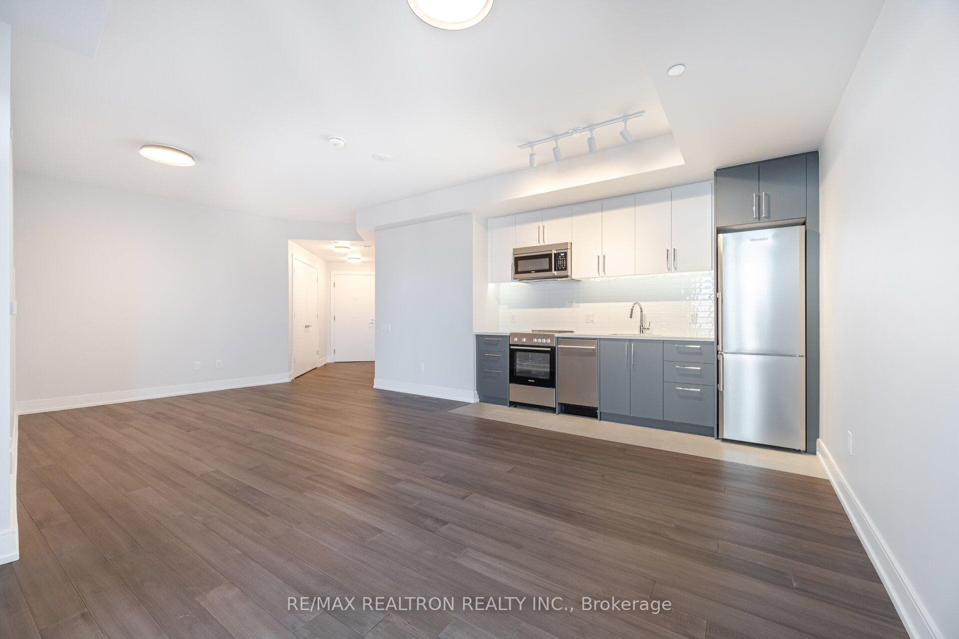 2525 Bathurst Street Unit 1101 photo 2