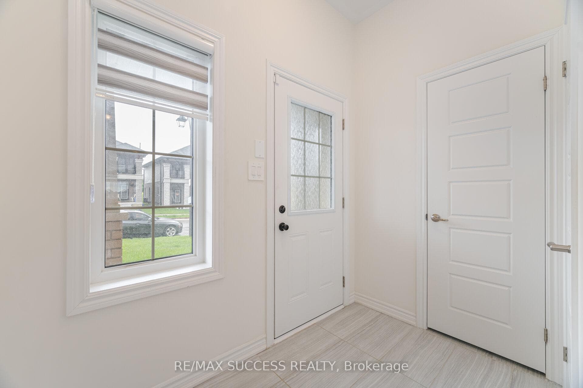 32 George Brier Drive photo 4