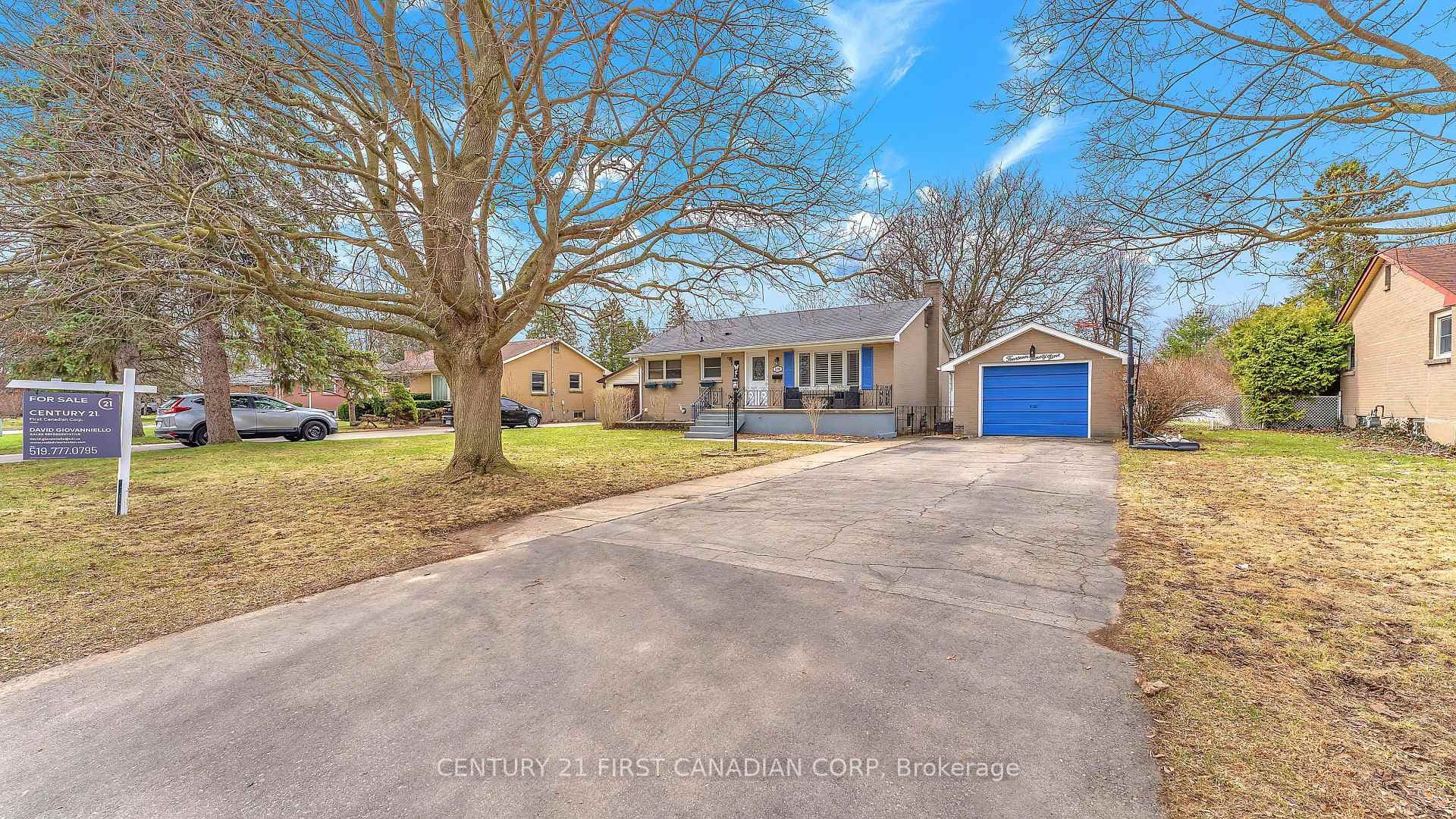 1499 North Vernon Avenue photo 2