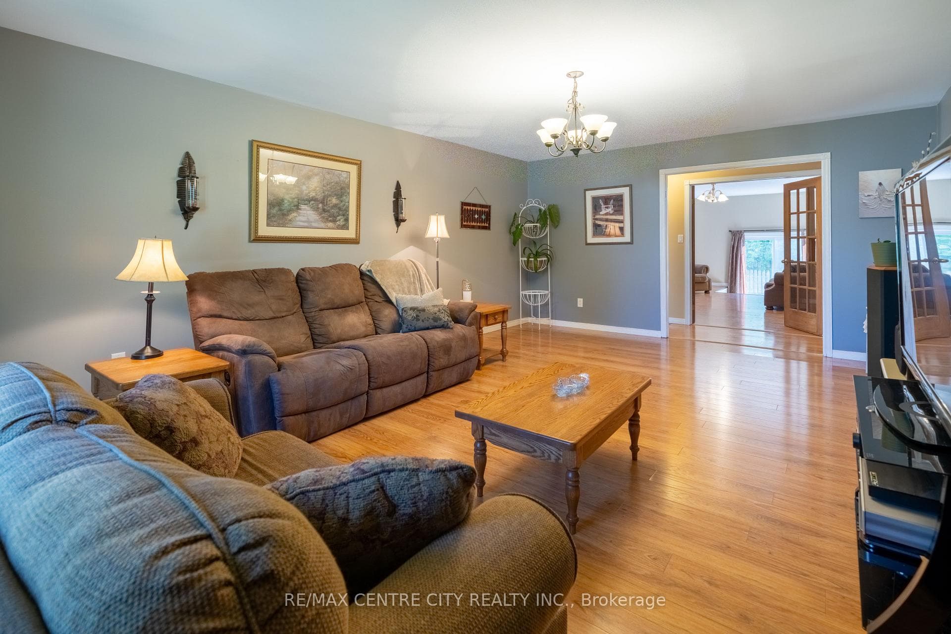176 Eastman Avenue photo 21