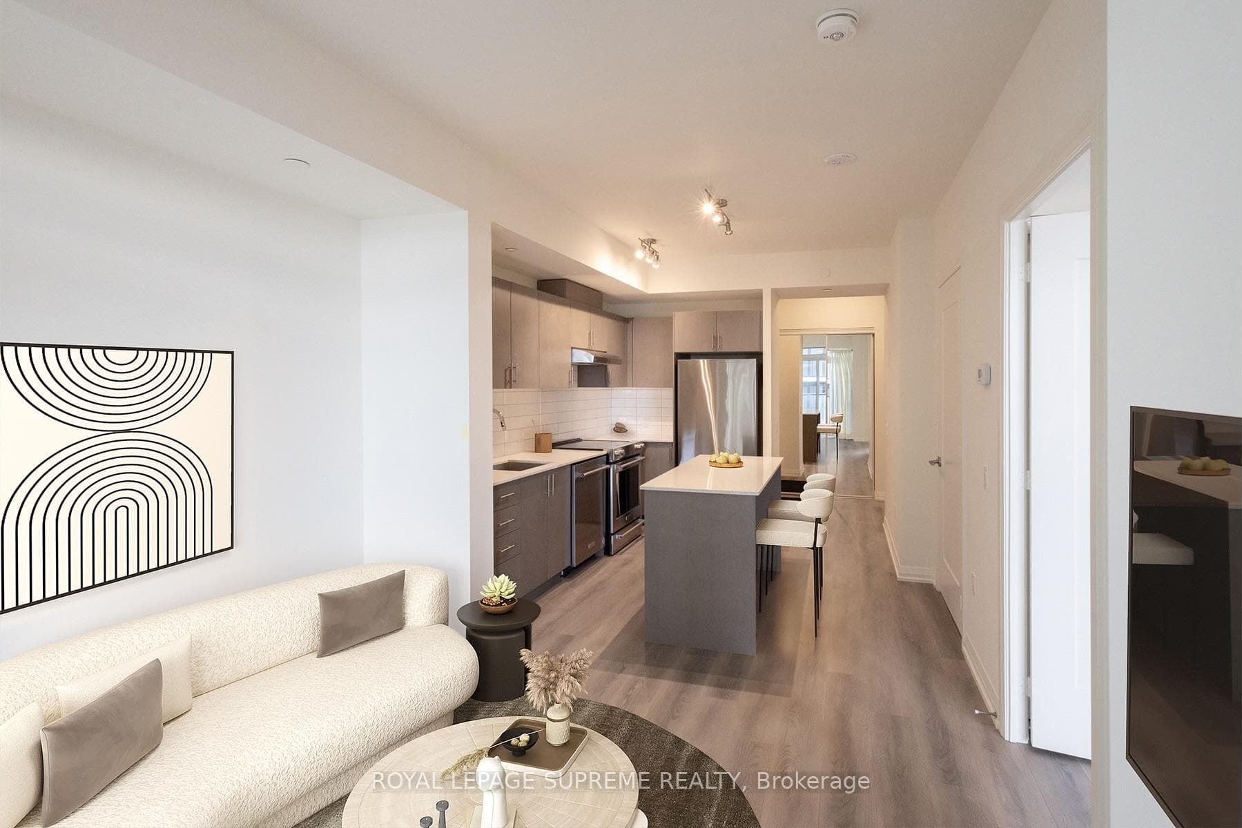 9000 Jane Street Unit 1407 photo 4