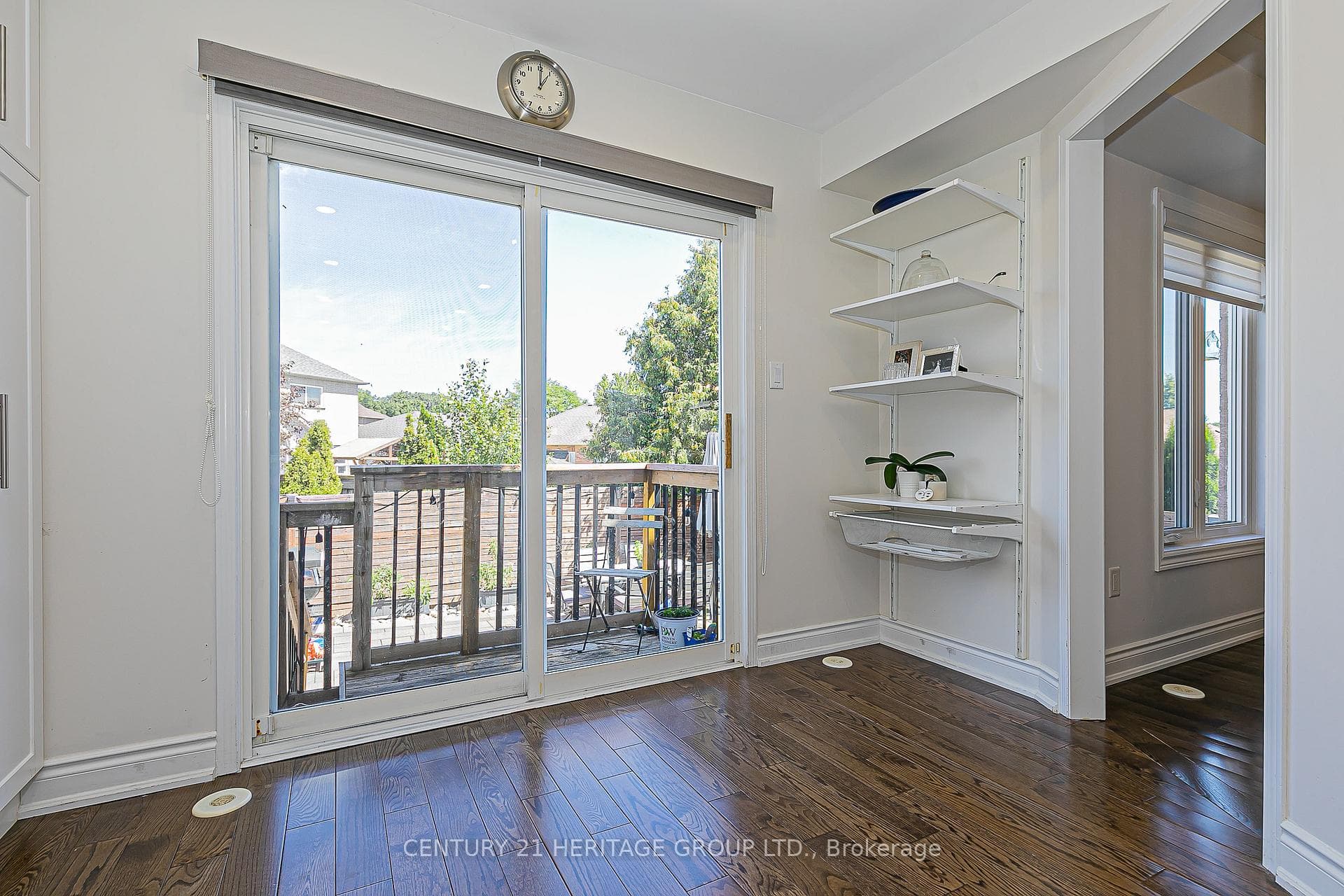 37 Peak Point Boulevard photo 11