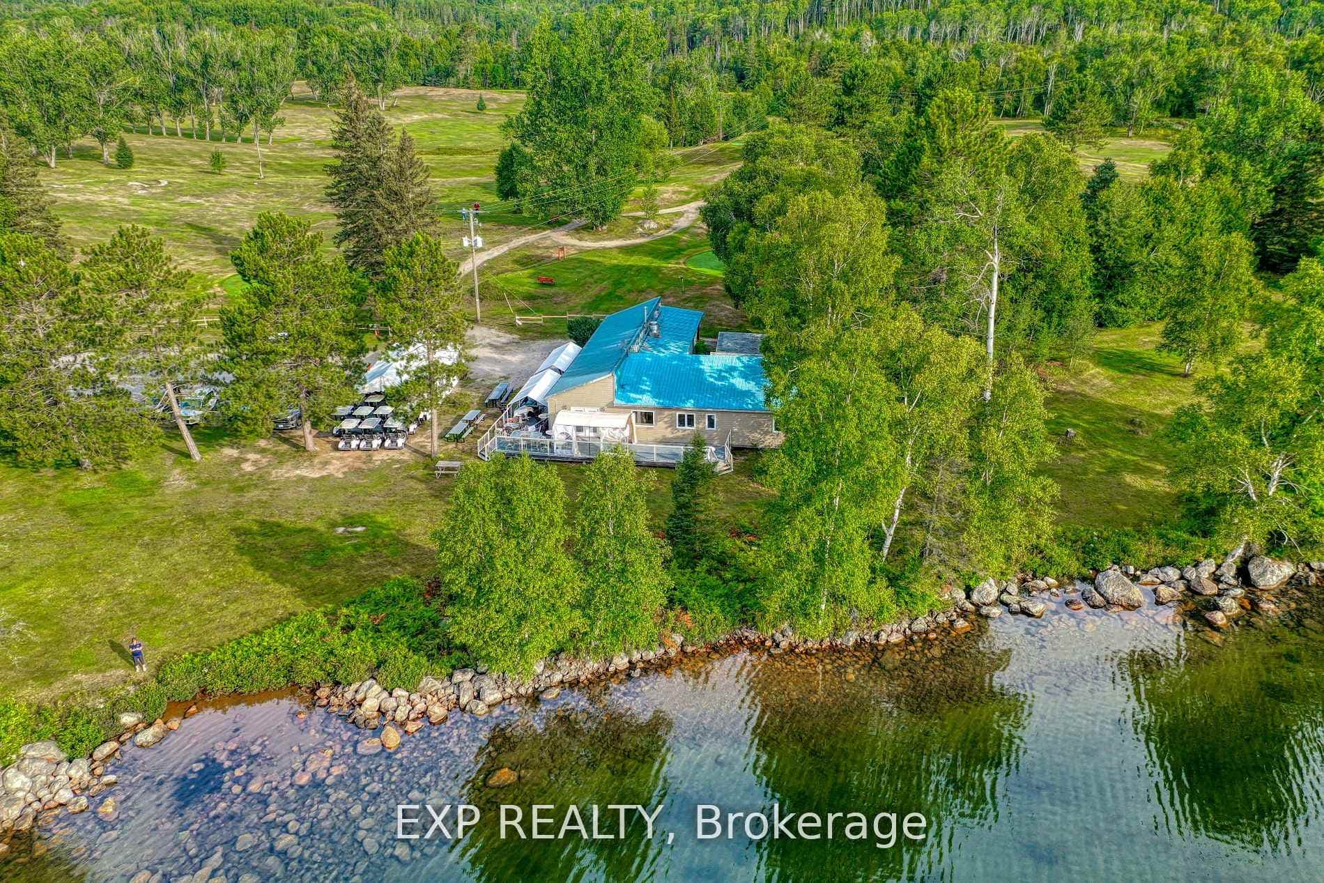 725 Lochhead Drive photo 13