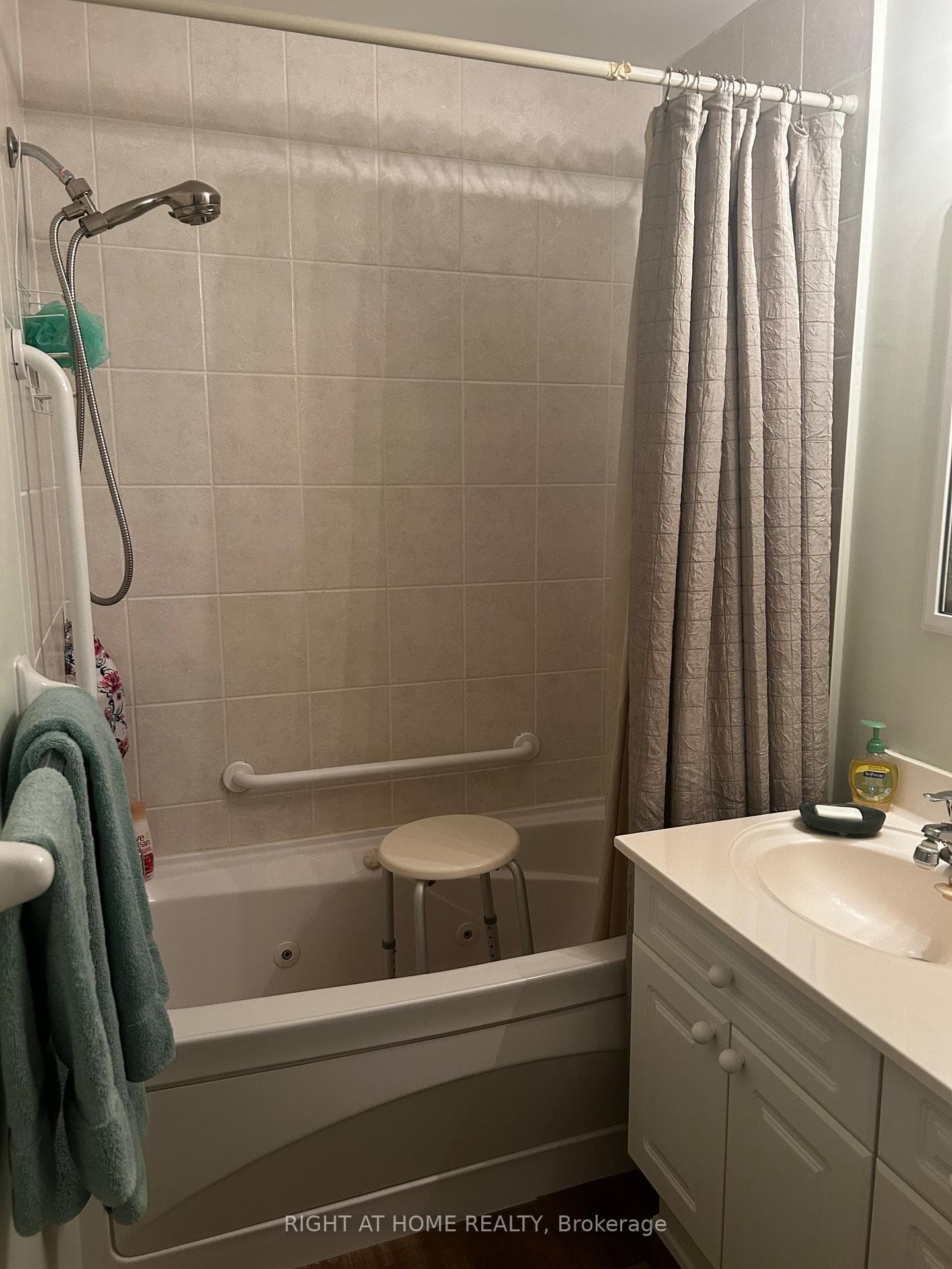 90 Dean Avenue Unit 104 photo 25