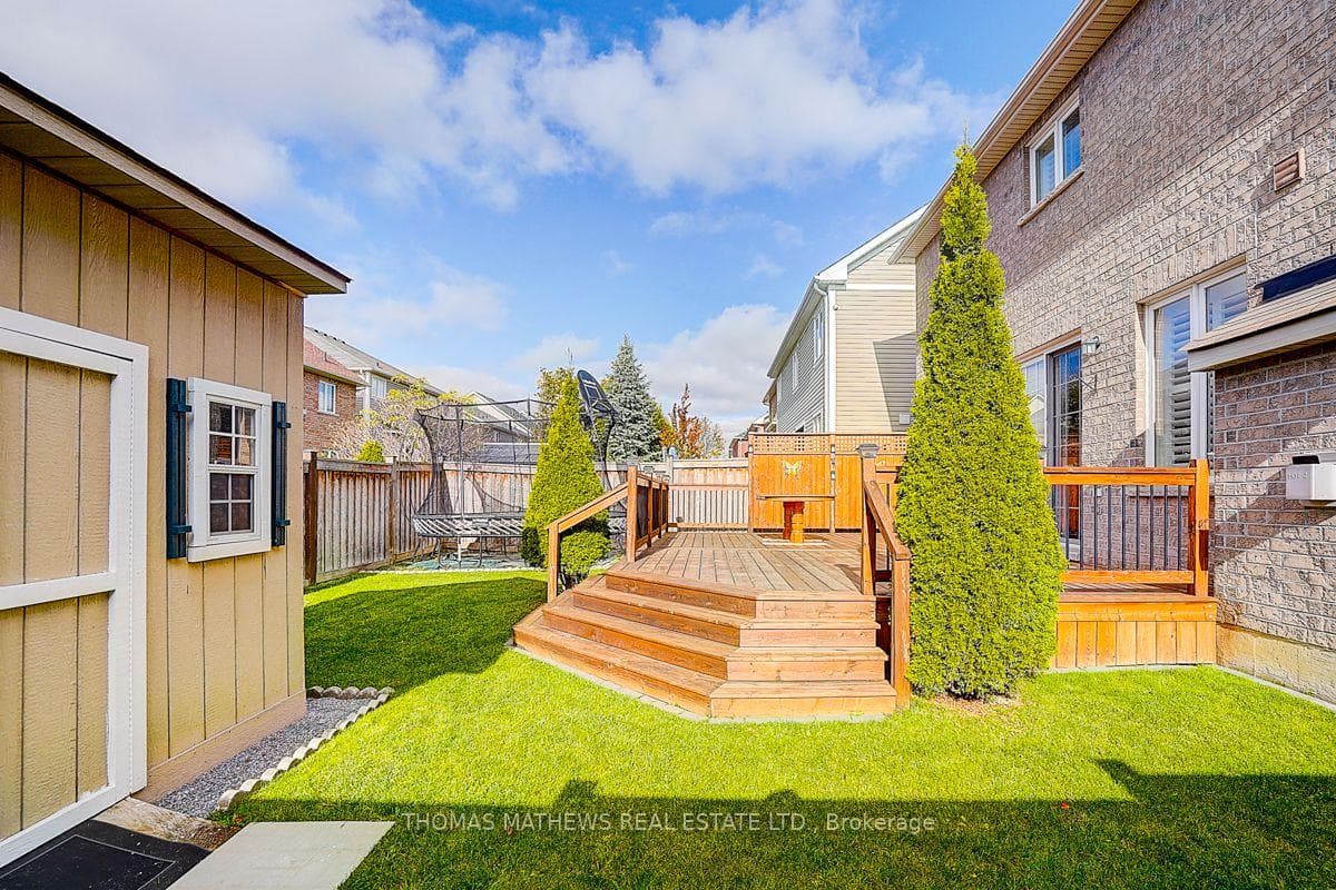 22 Northcastle Crescent photo 5