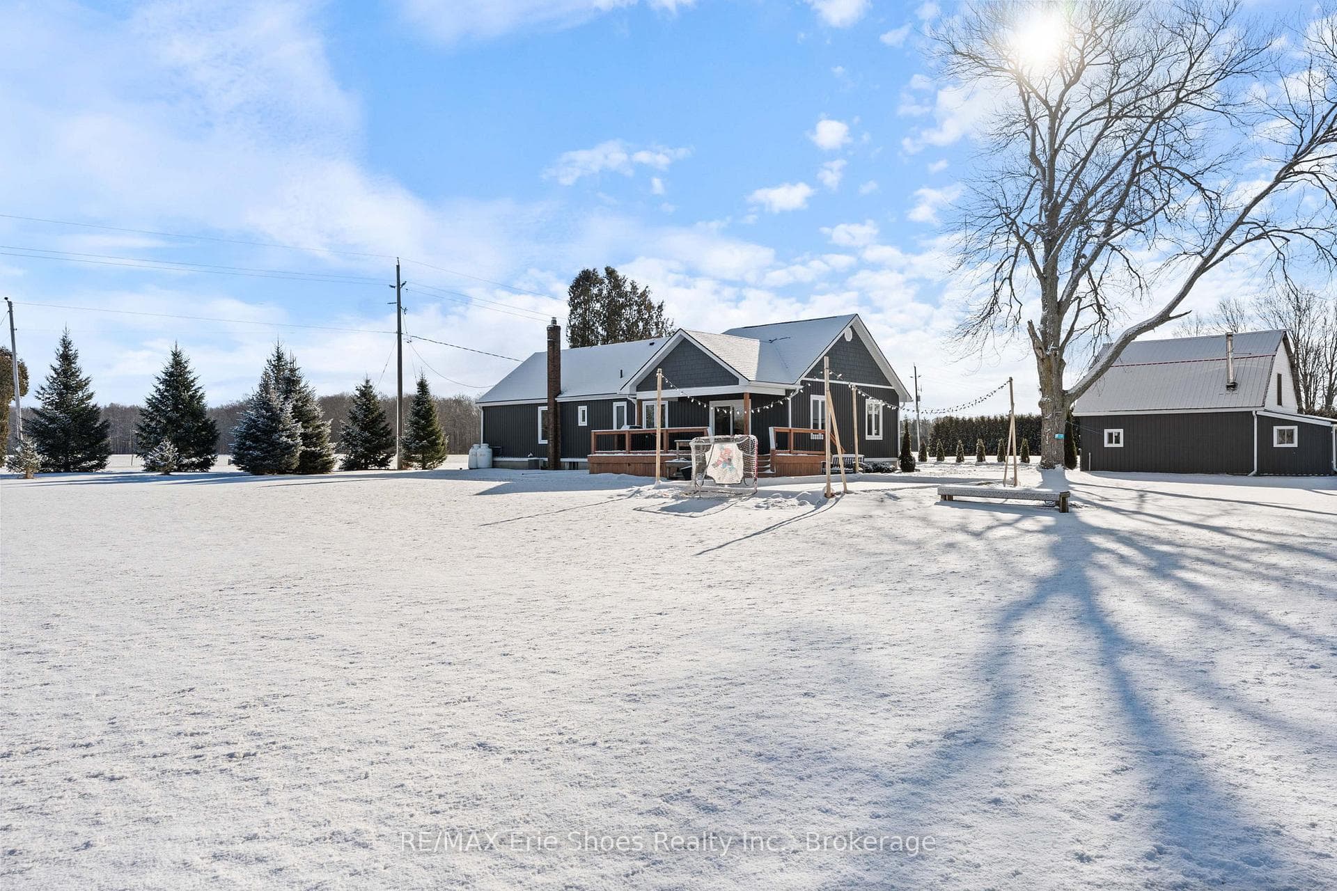 2601 Nixon Road photo 4