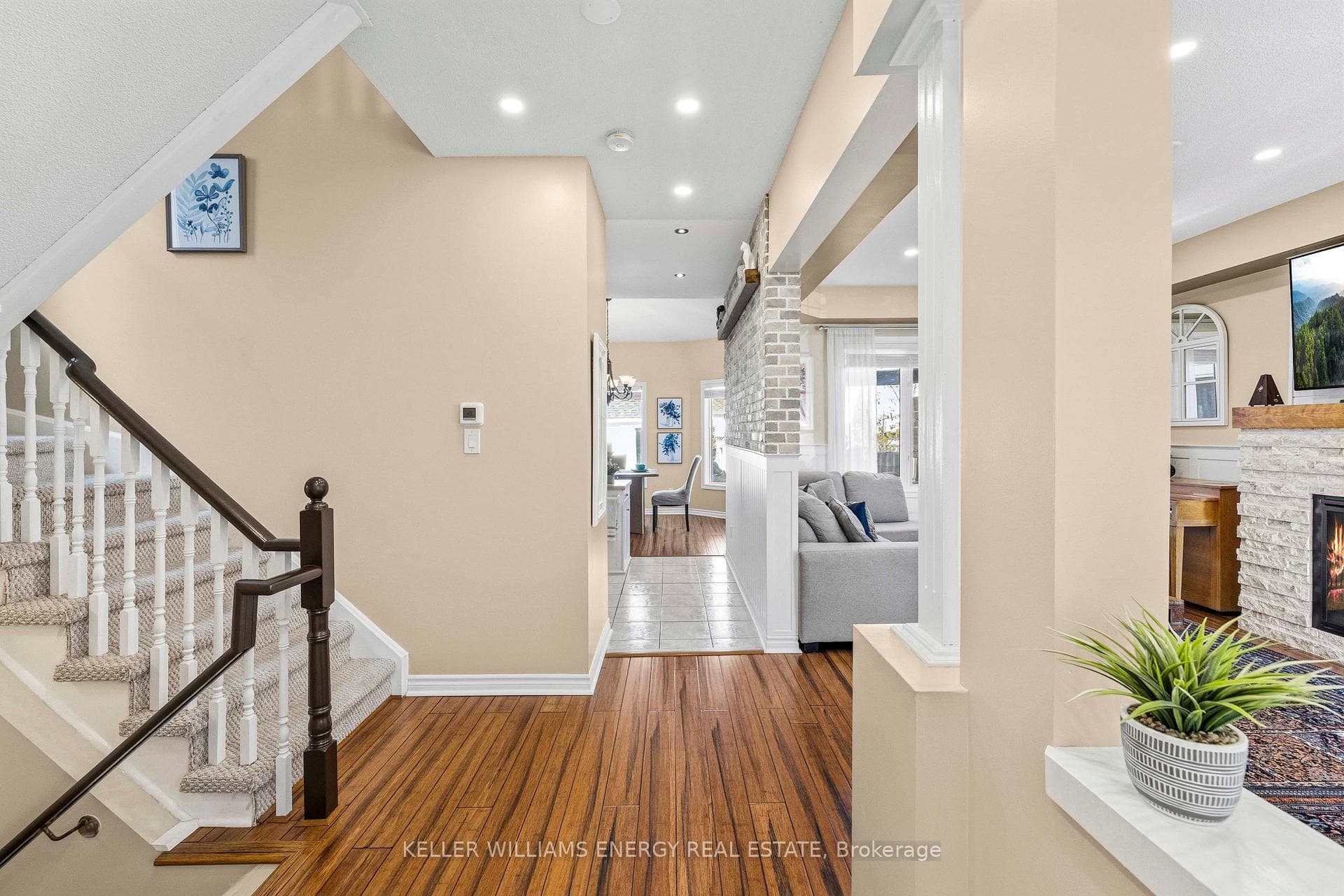 71 Sandford Crescent photo 8
