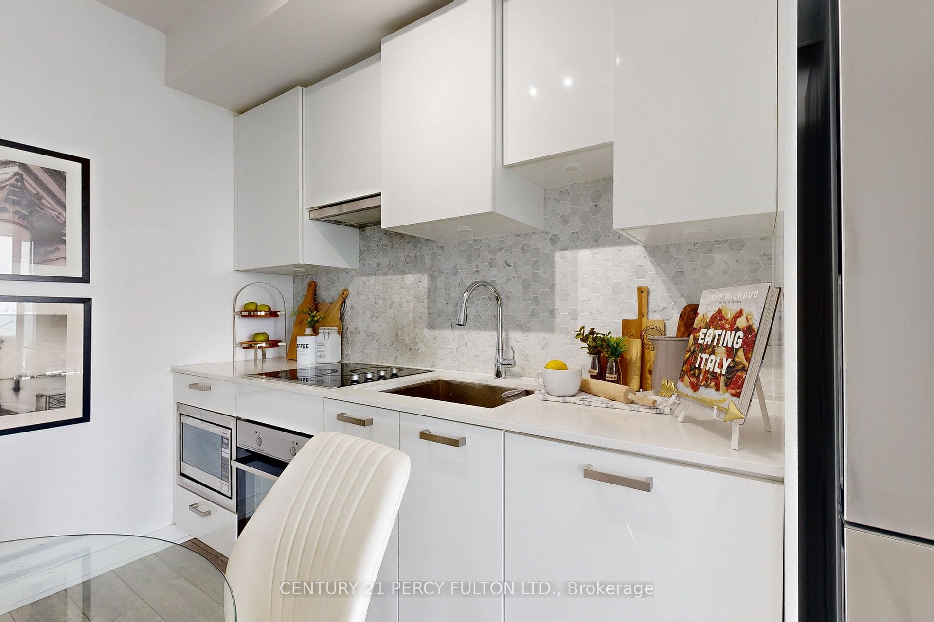 195 Redpath Avenue Unit 3008 photo 18