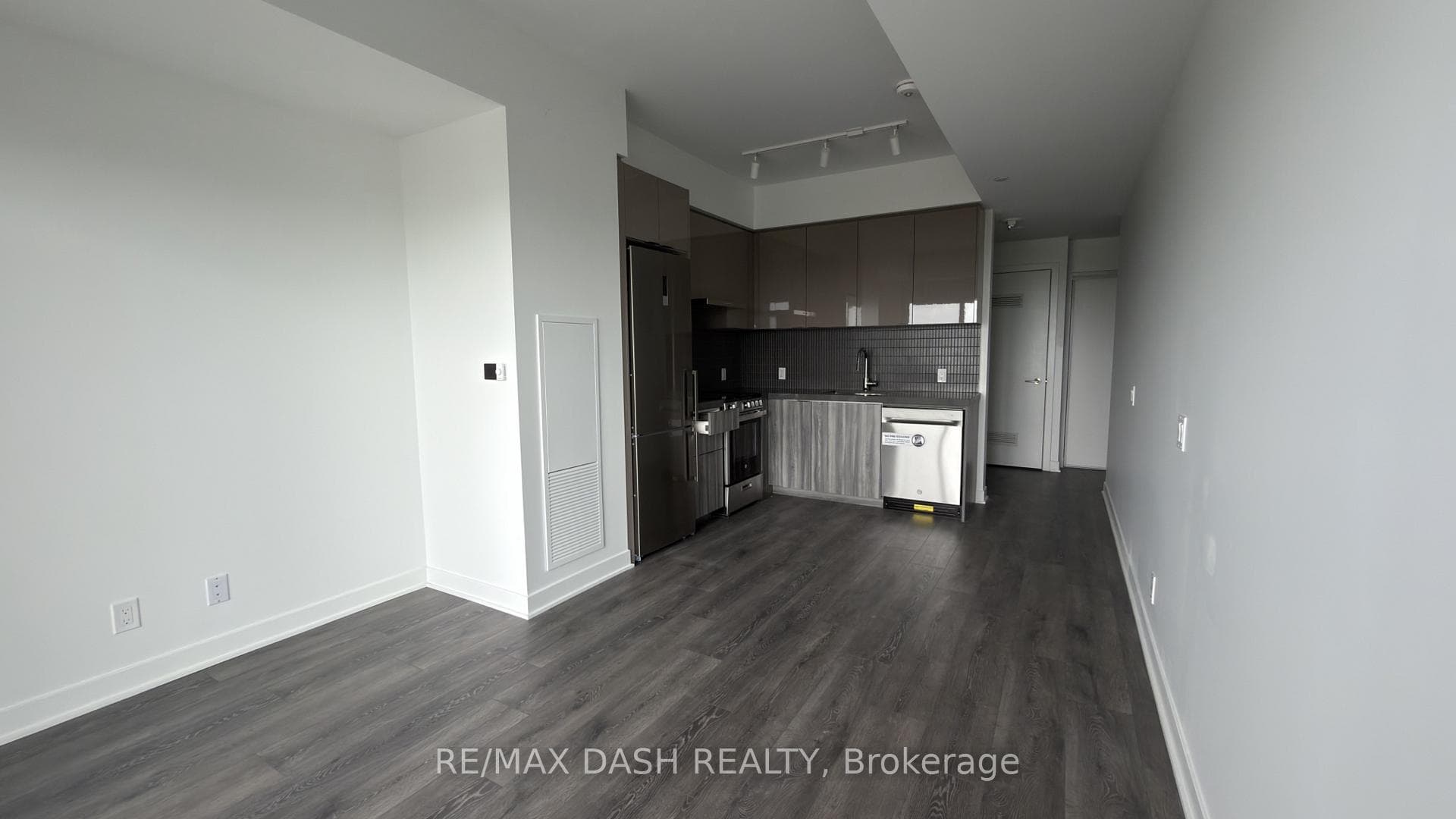 6 Flavelle Trail Unit 1016 photo 14