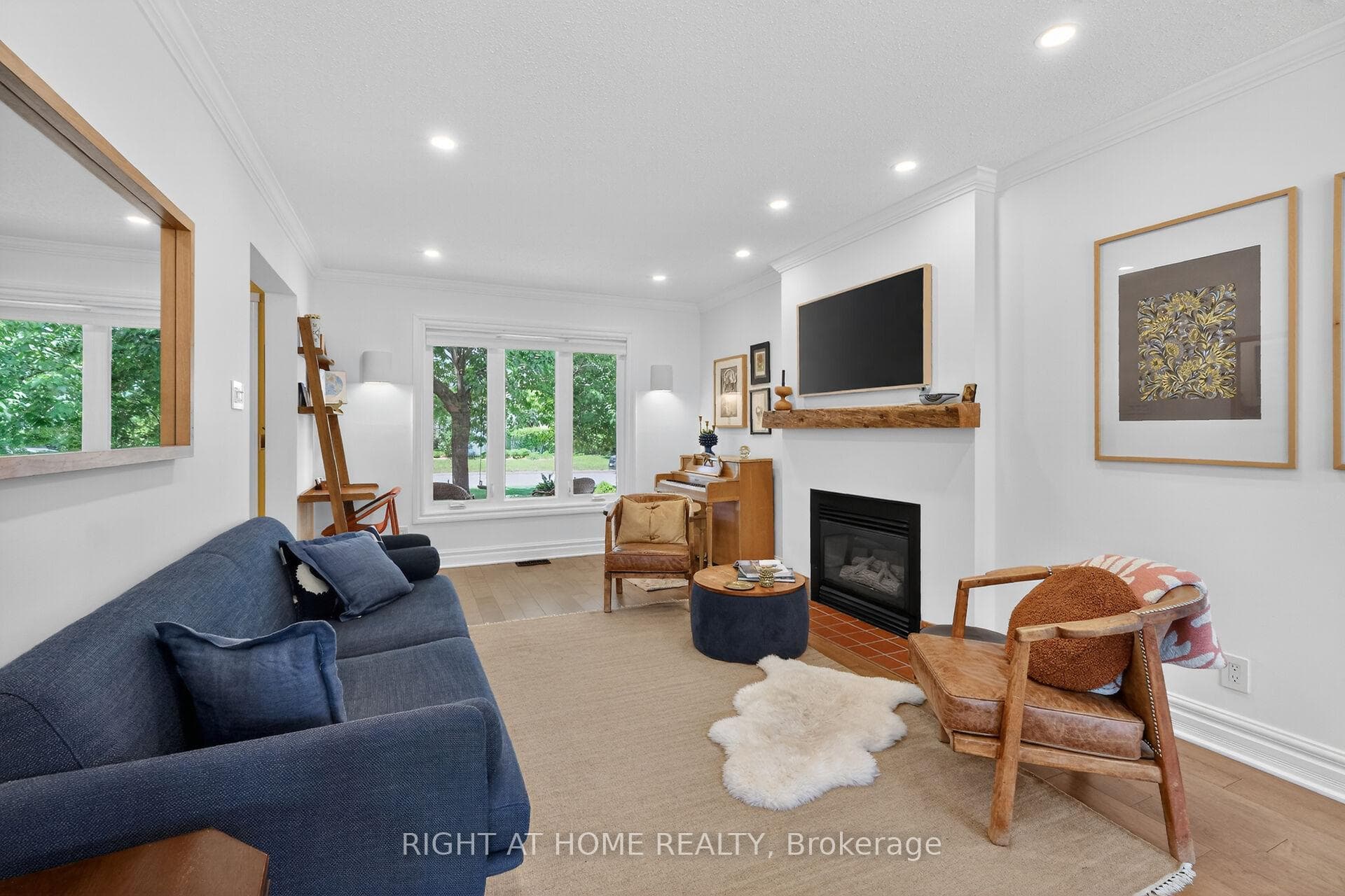 1187 Whiterock Street photo 10