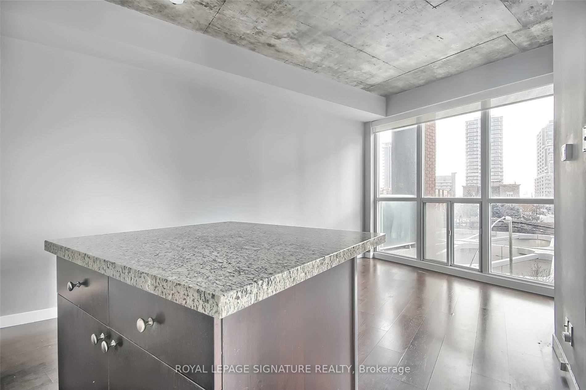1 Shaw Street Unit 421 photo 13