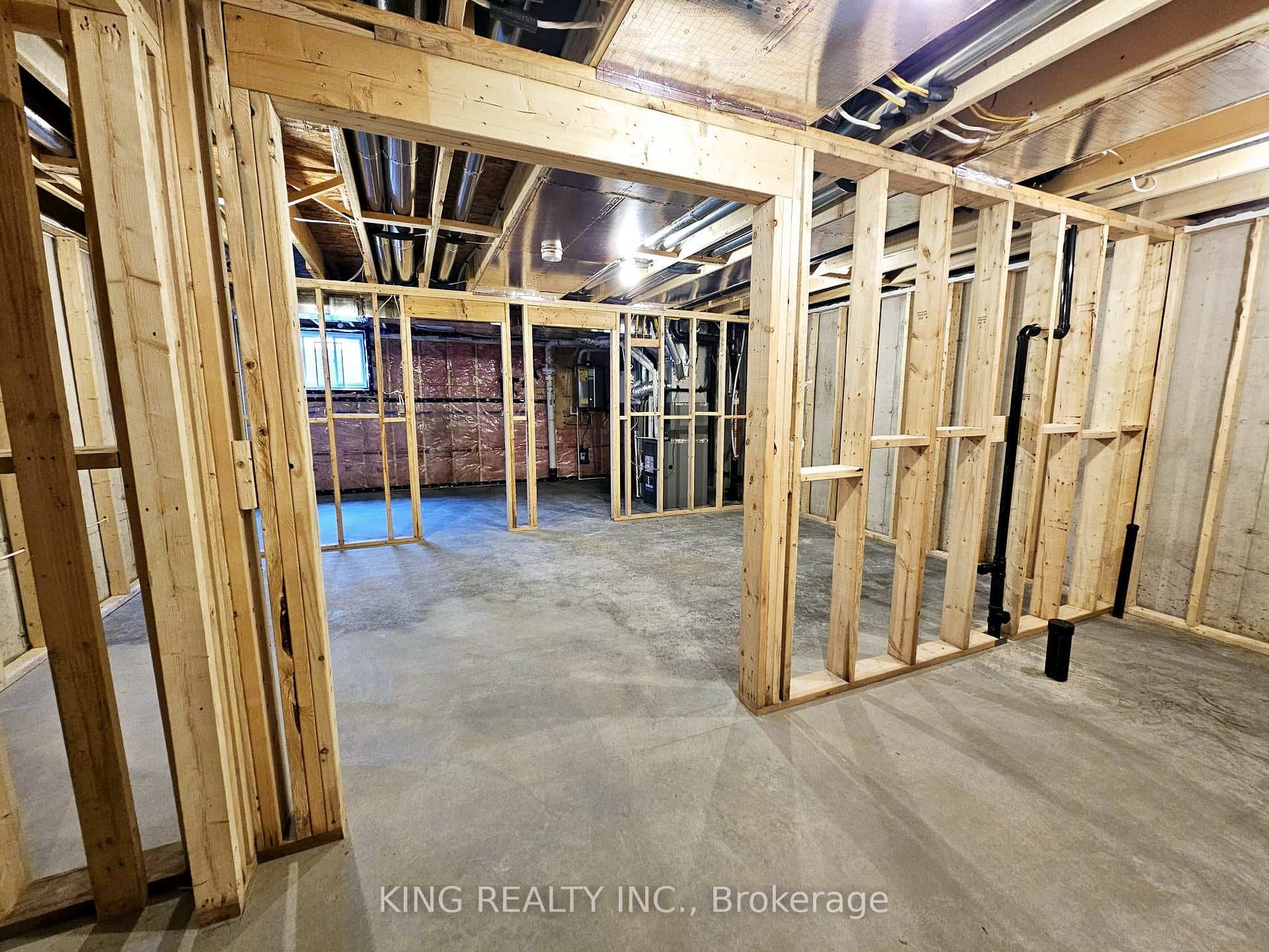214 Renaissance Drive photo 26