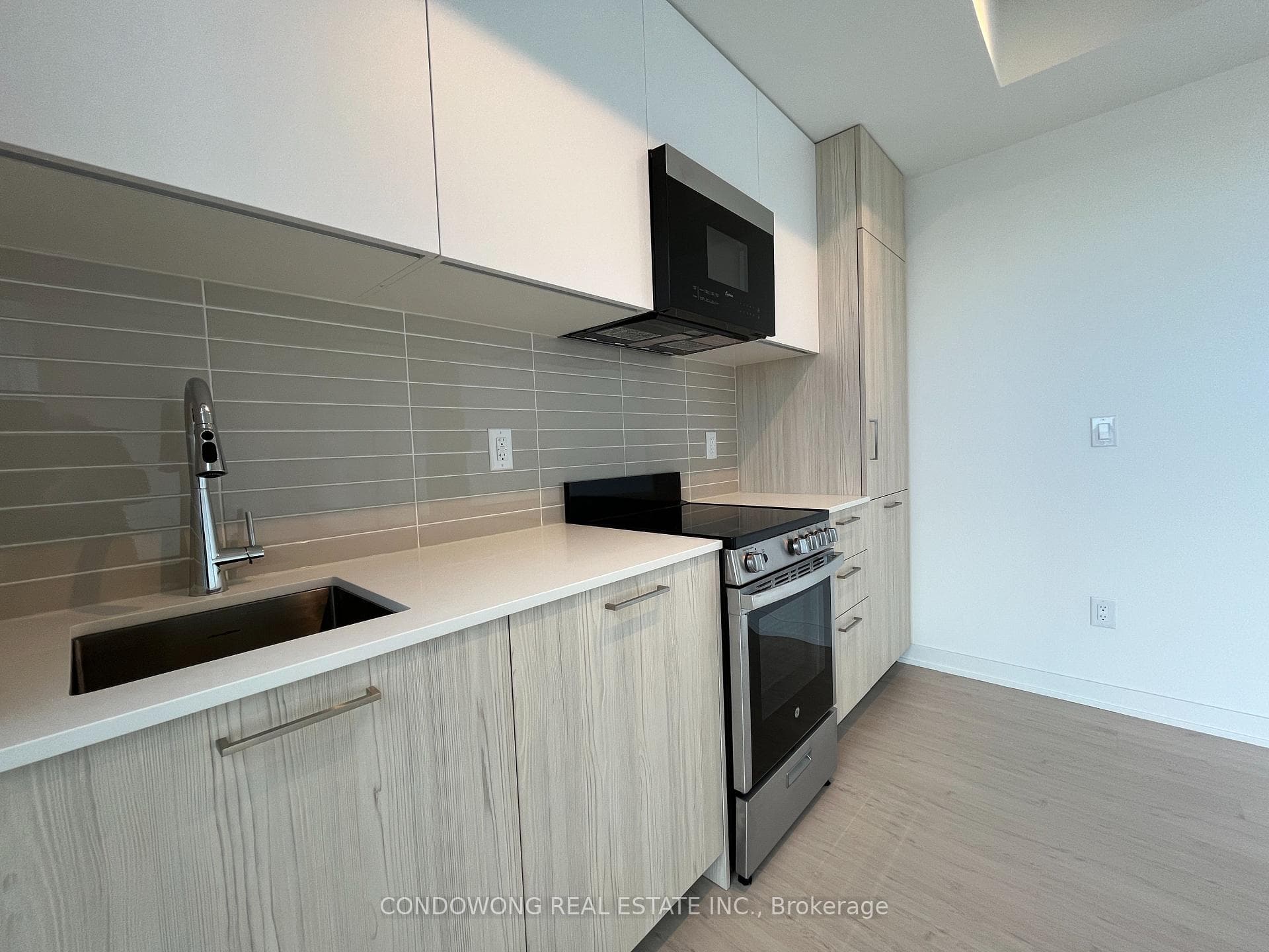65 Mutual Street Unit 2609 photo 8