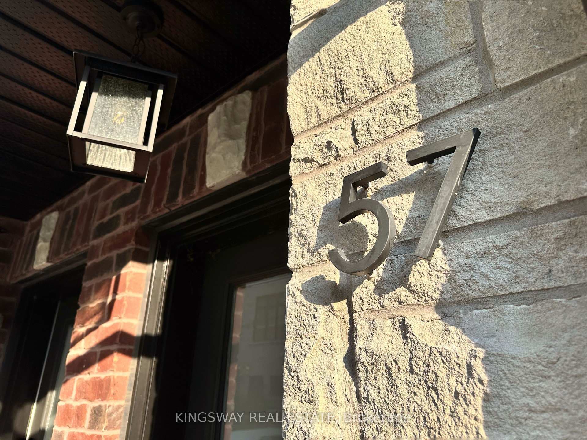 30 Lunar Crescent Unit 57 photo 1