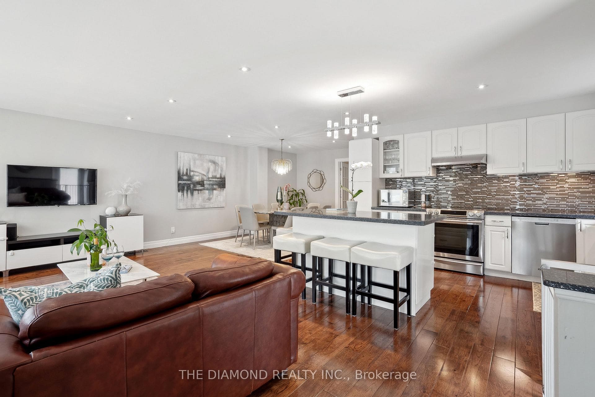20 West Deane Park Drive photo 7