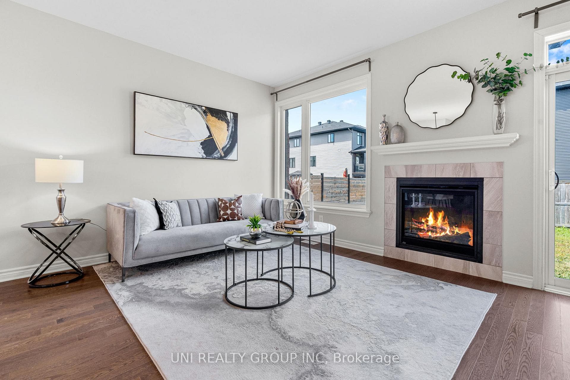 245 Dolce Crescent photo 18