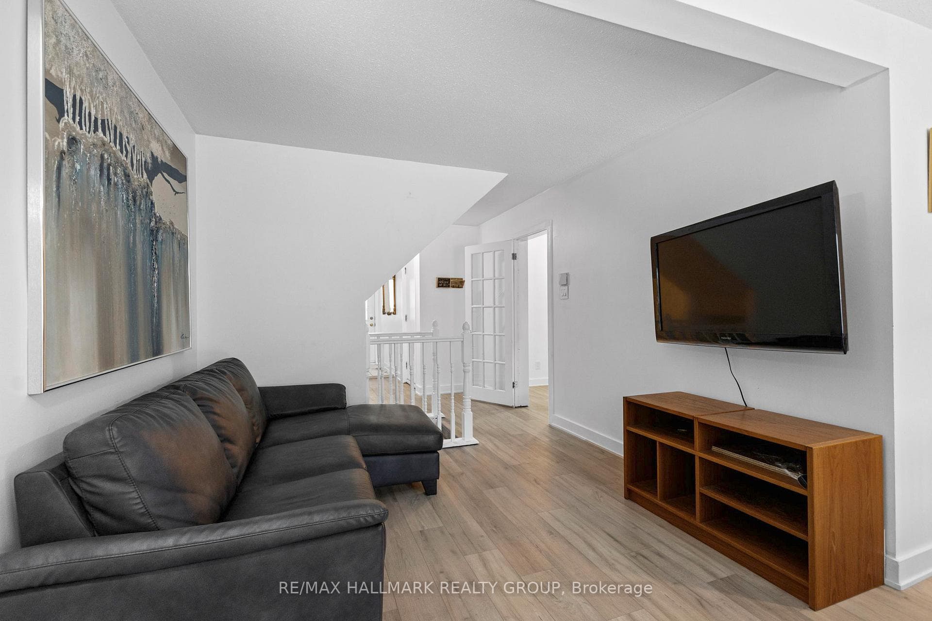 463 Canotia Place photo 7