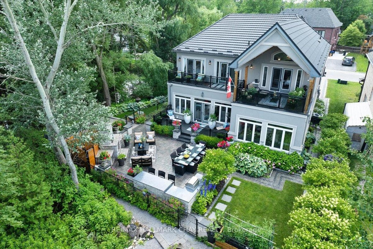 665 Park Road photo 40