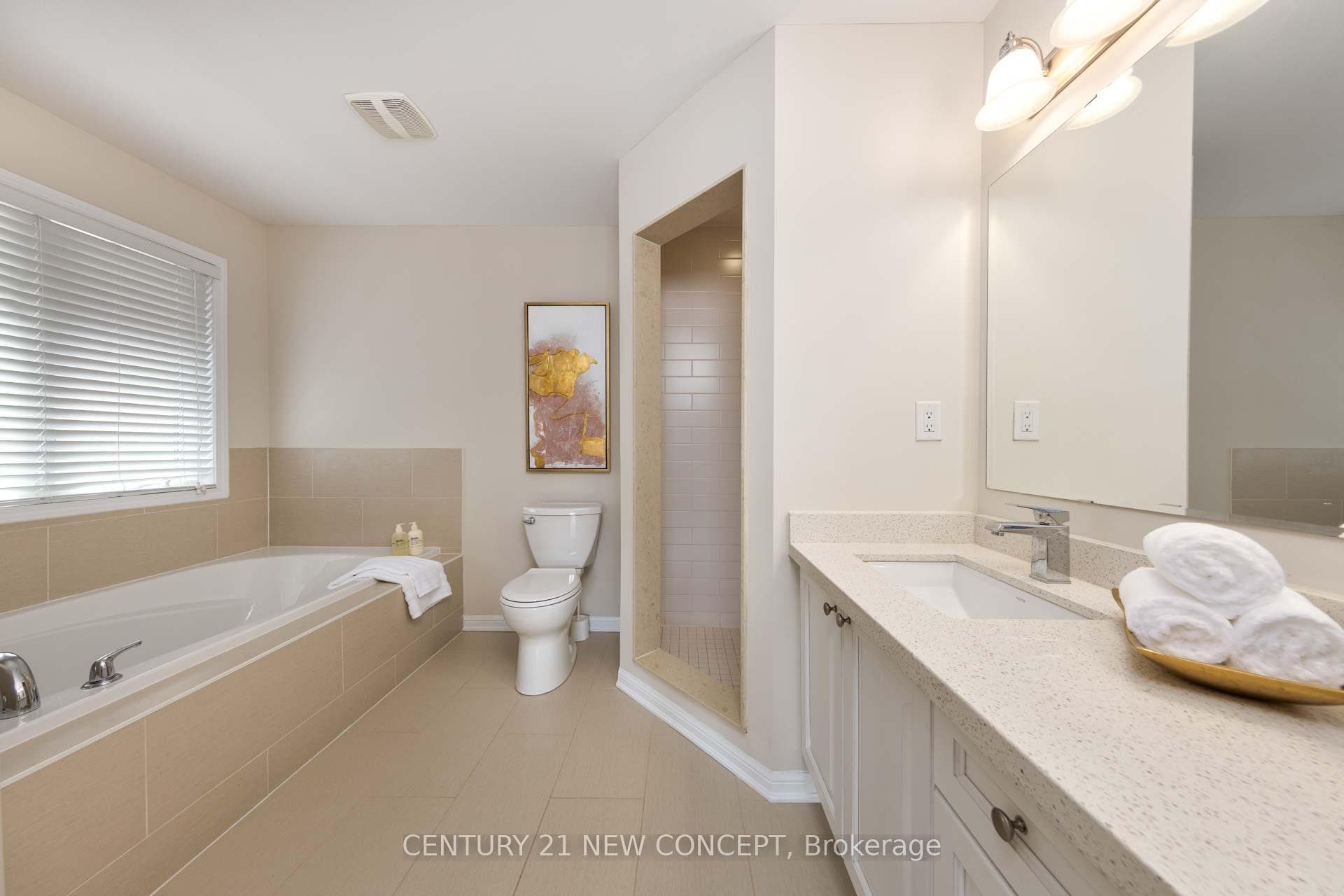 286 Schreyer Crescent photo 24