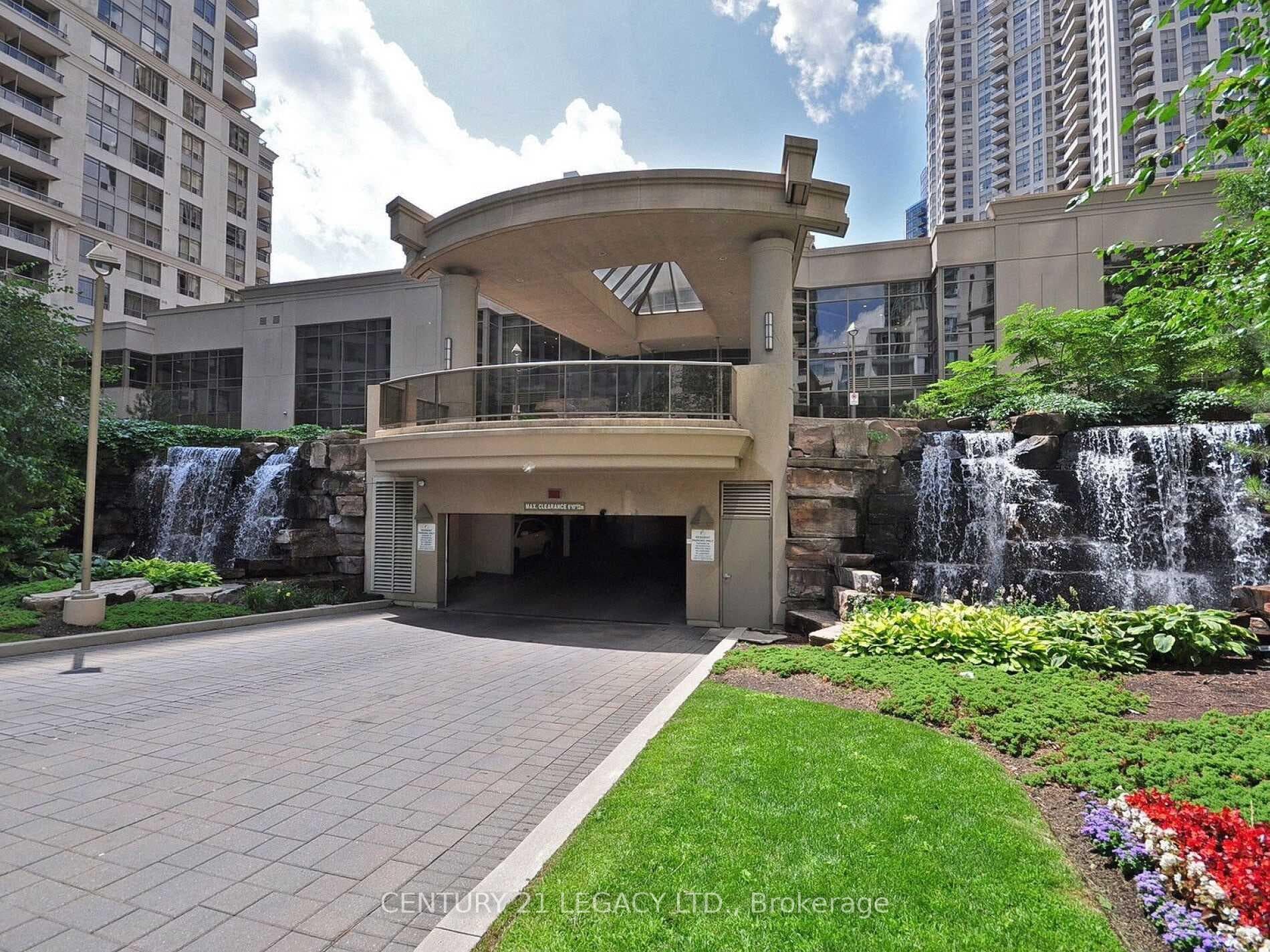 3880 Duke Of York Boulevard Unit 1608 photo 17