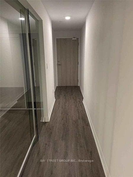 75 Canterbury Place Unit 2605 photo 4