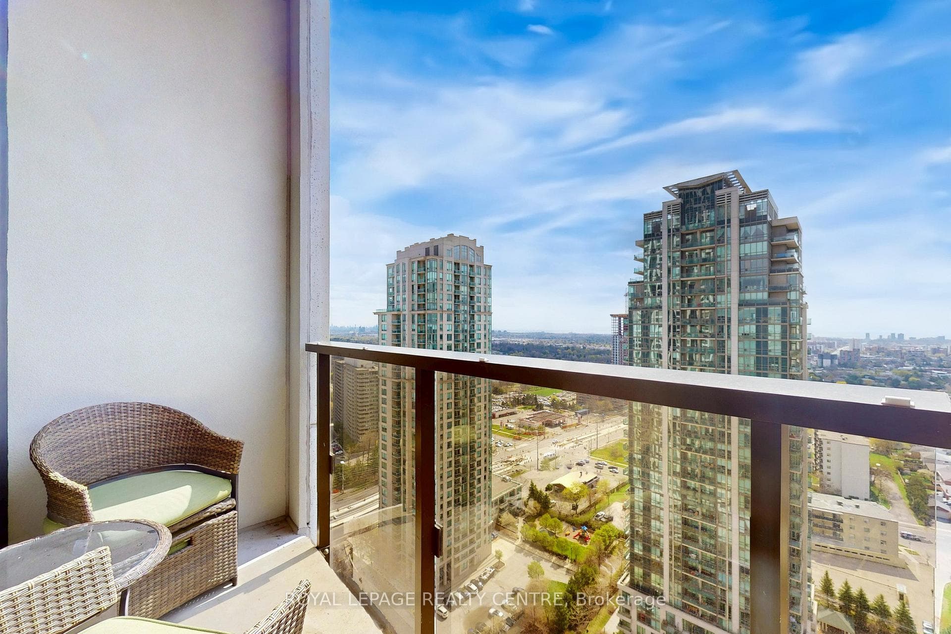 36 ELM Drive Unit 2605 photo 32