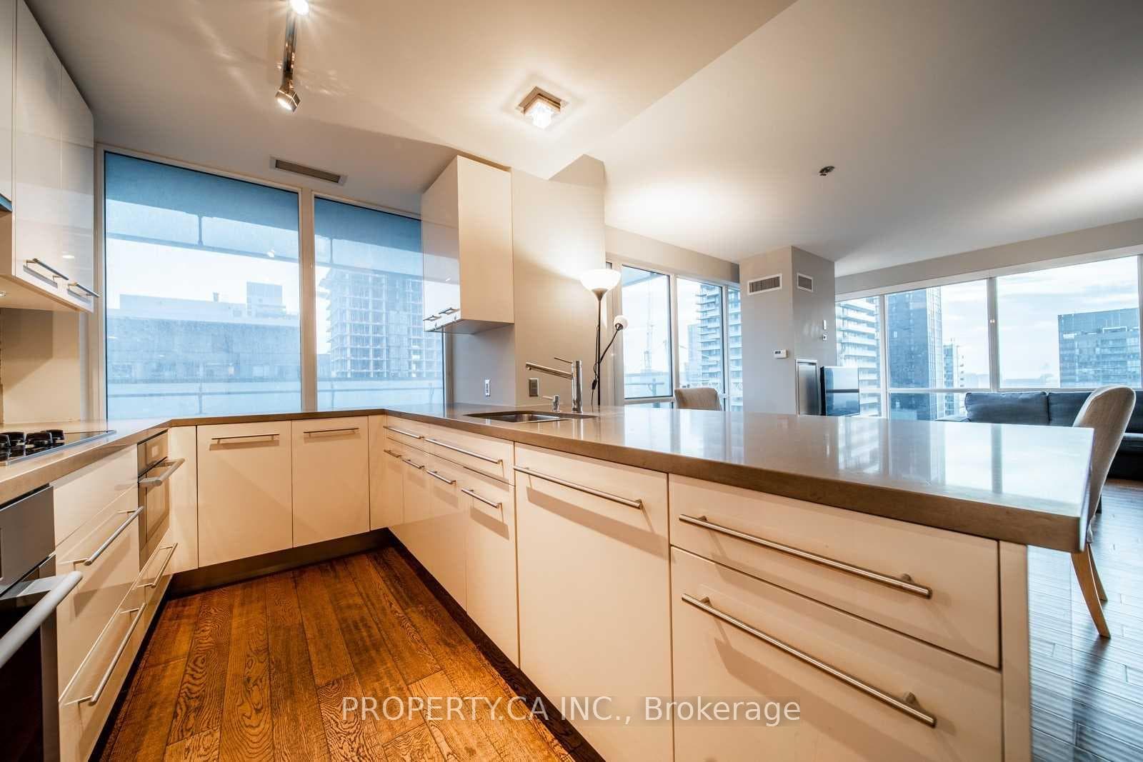 80 John Street Unit 3202 photo 6
