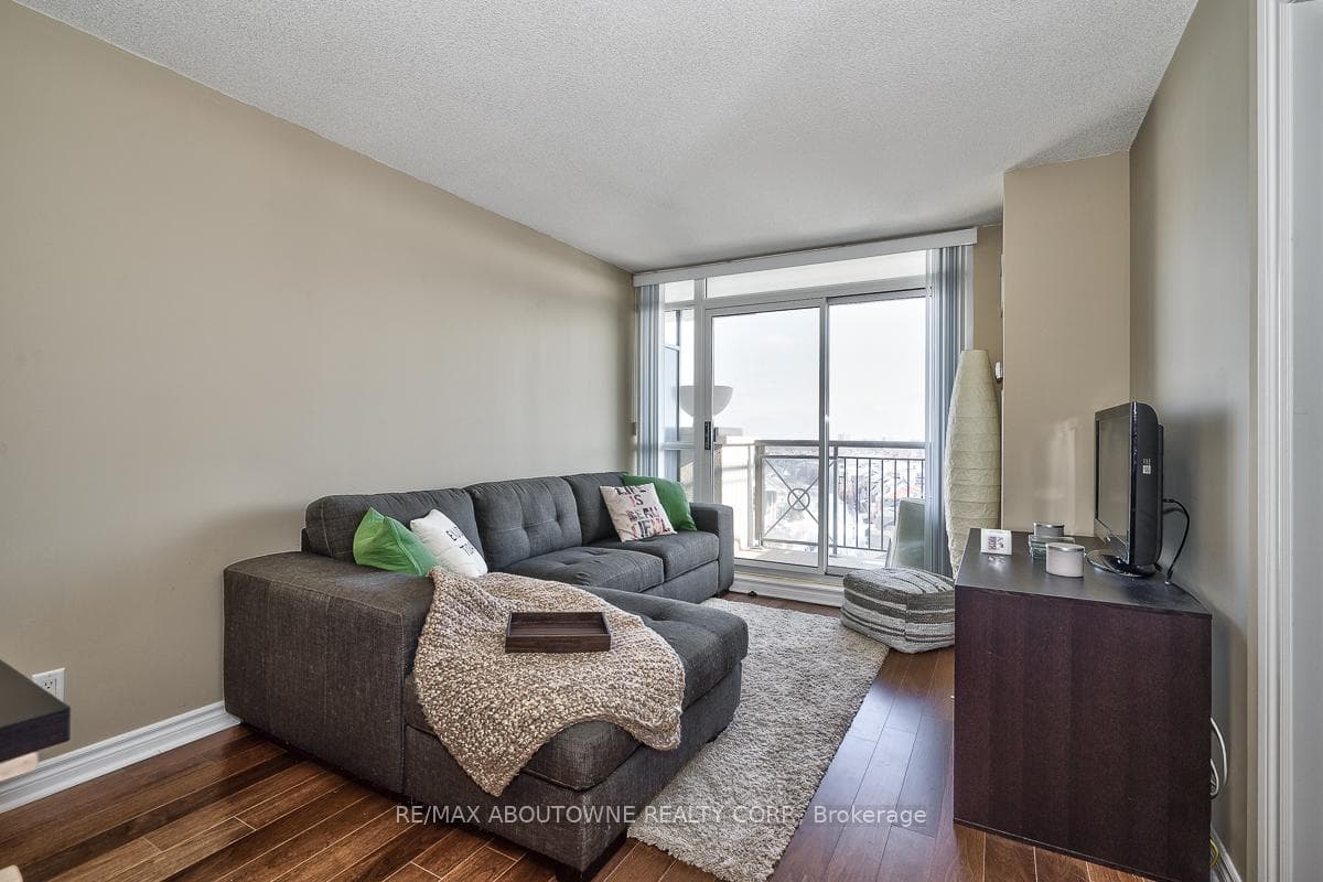 2325 Central Park Drive Unit 908 photo 6