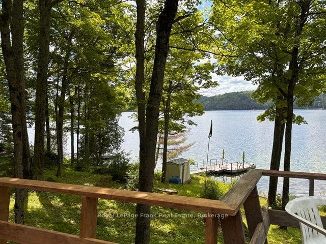 275 Faradale Drive photo 18