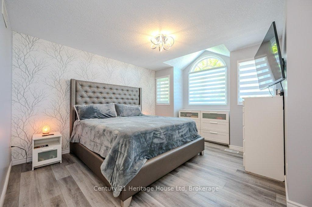 192 Severn Drive photo 27