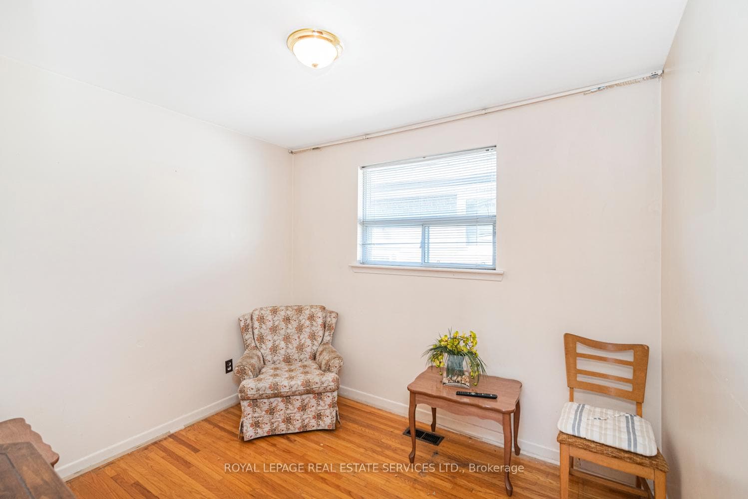 48 Faversham Crescent photo 27