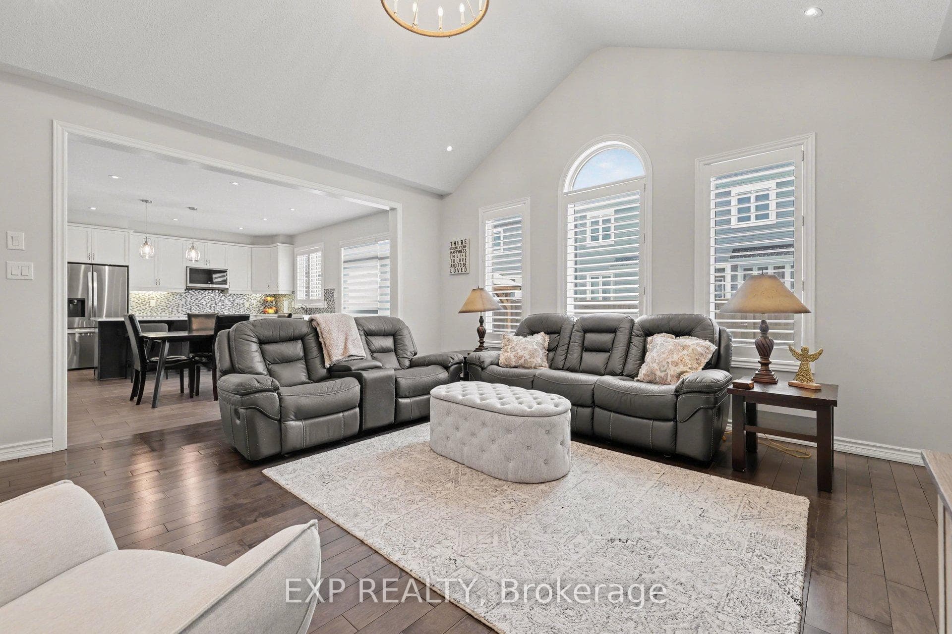 73 Bristling Crescent photo 24
