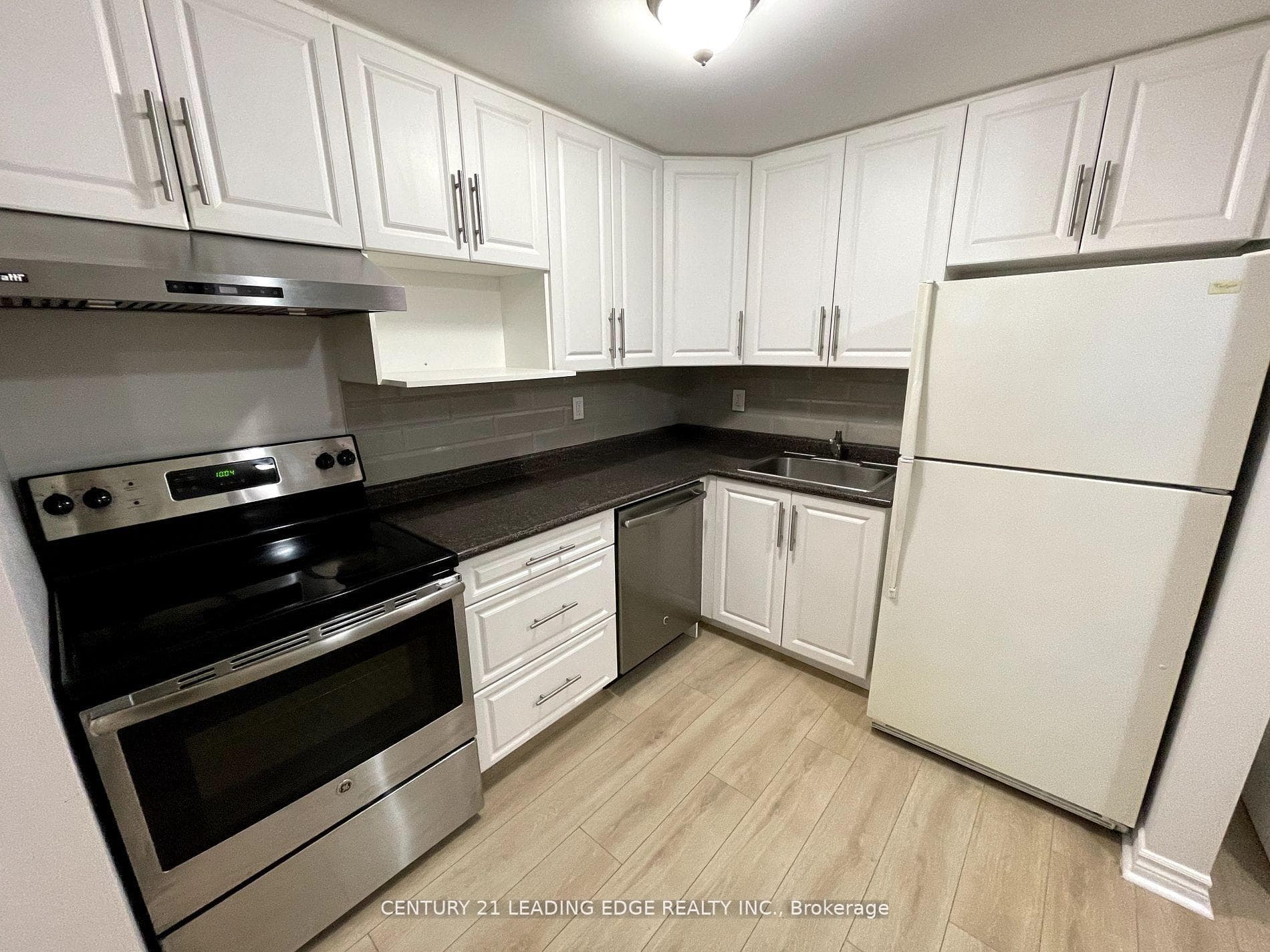 1142 Snowberry Court photo 11