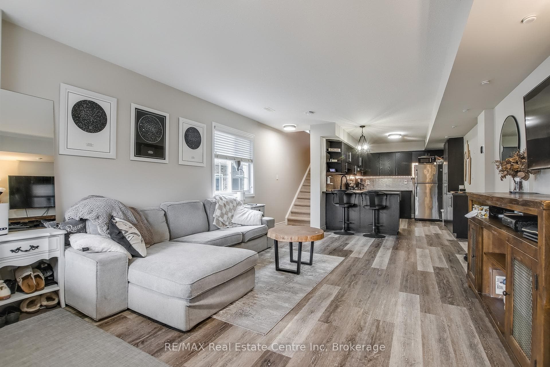 35 Mountford Drive Unit 33 photo 4