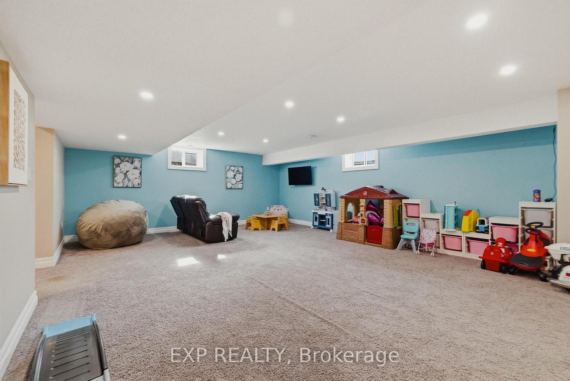 236 Burford Delhi Townline Road photo 25