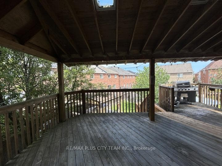 59 Trish Drive photo 28