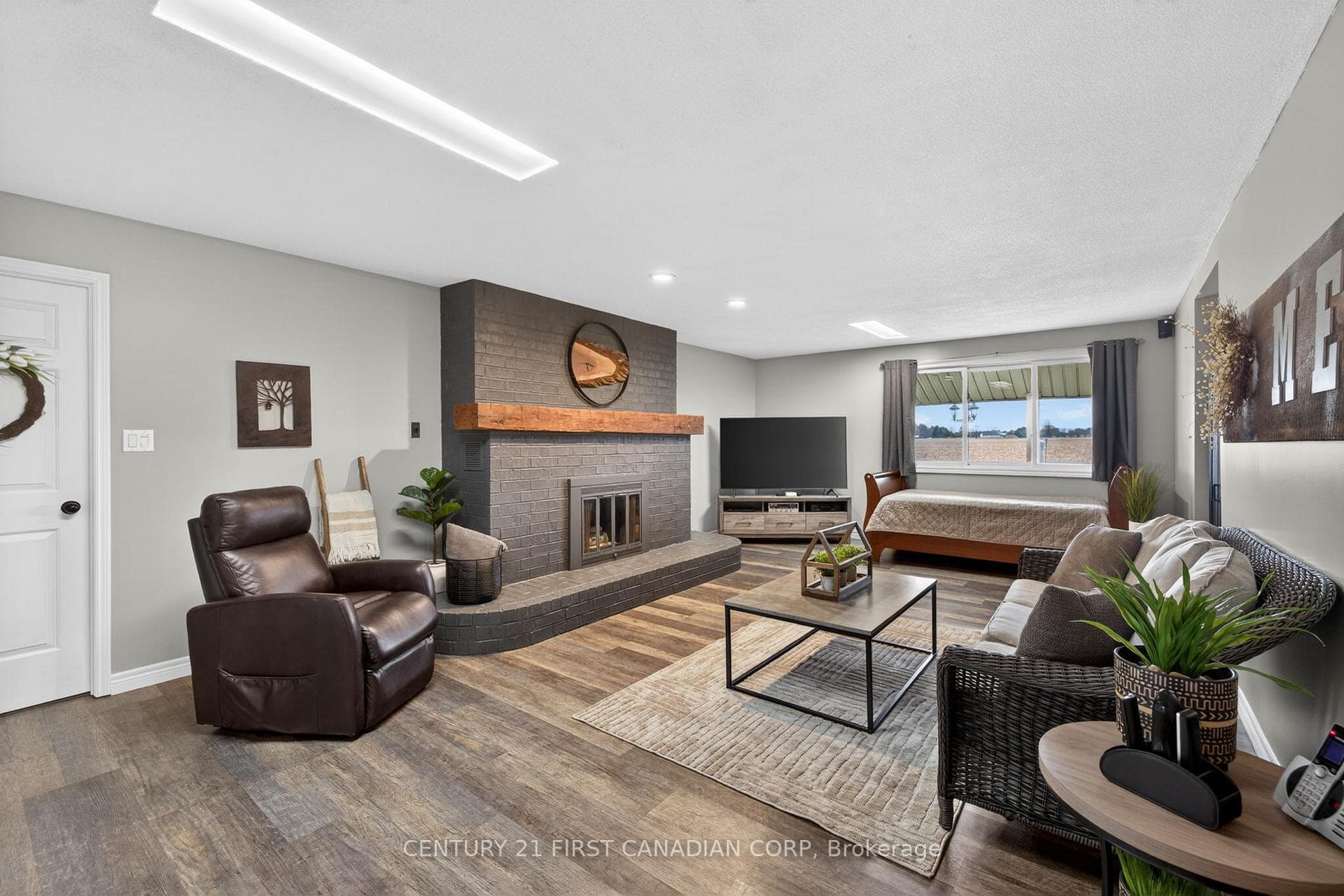 8889 Hacienda Road photo 27