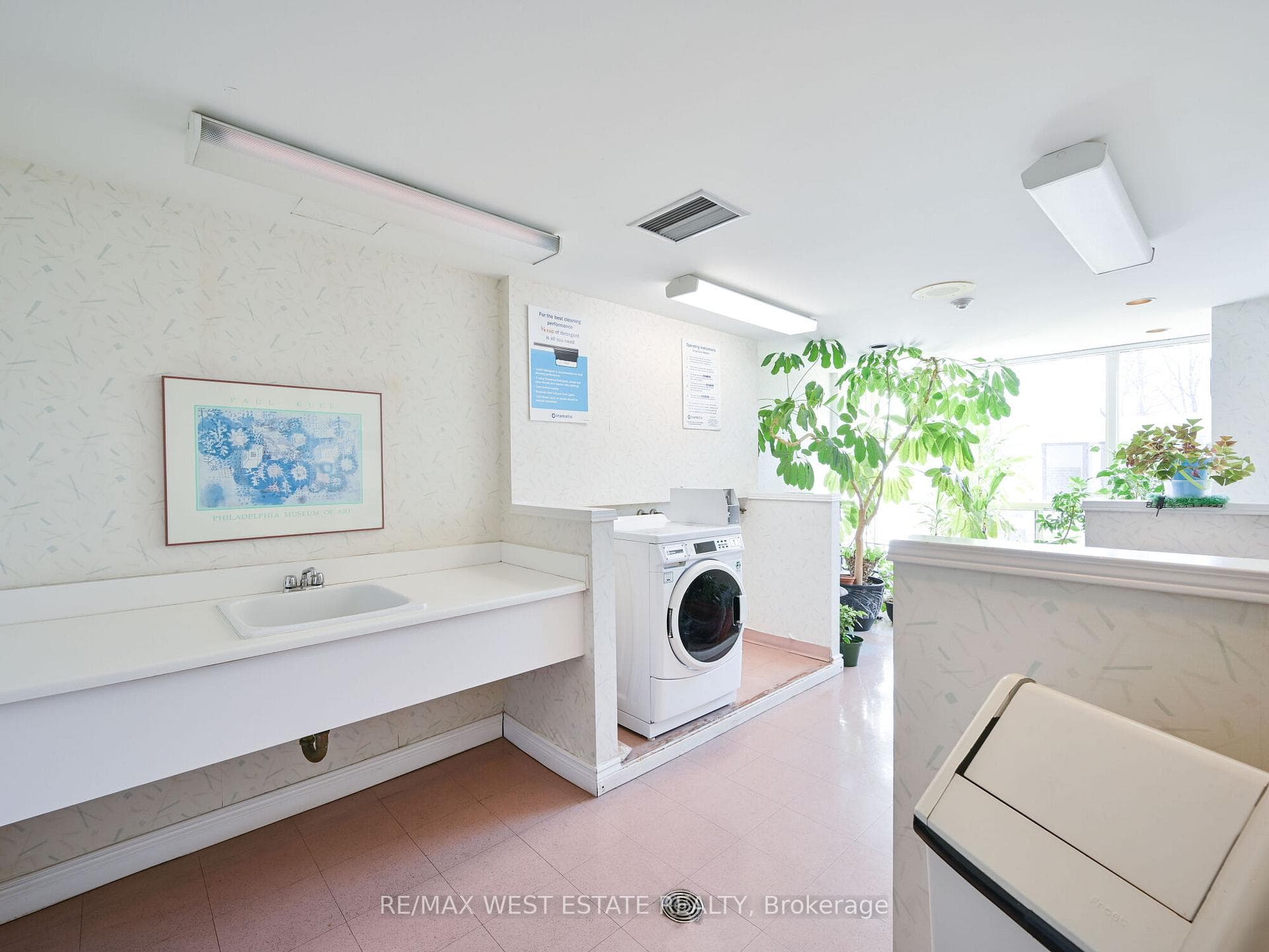 12 Laurelcrest Street Unit 810 photo 38