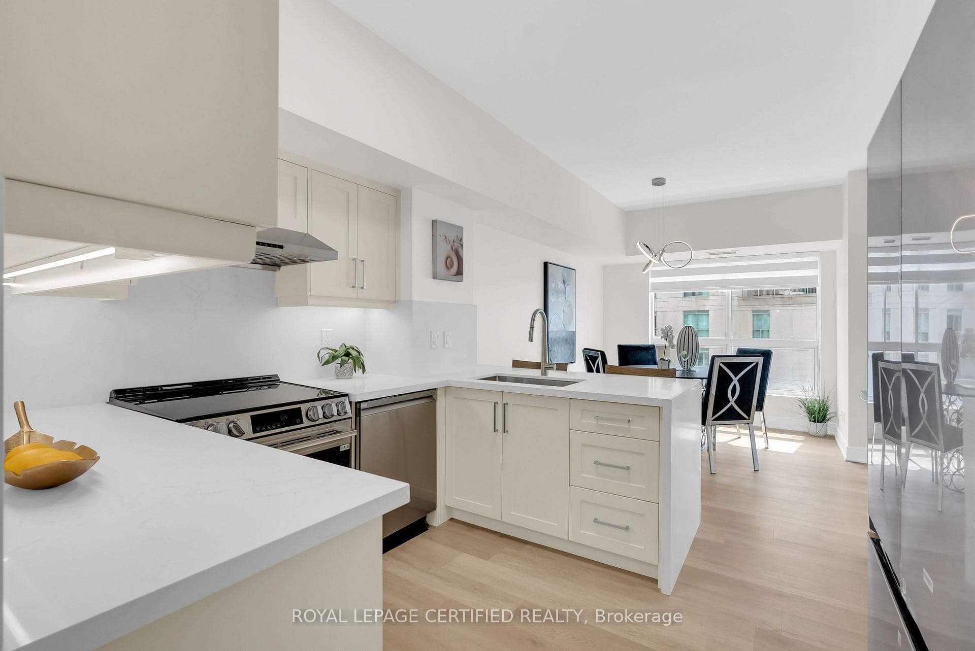 Kitchen with Cascade Island